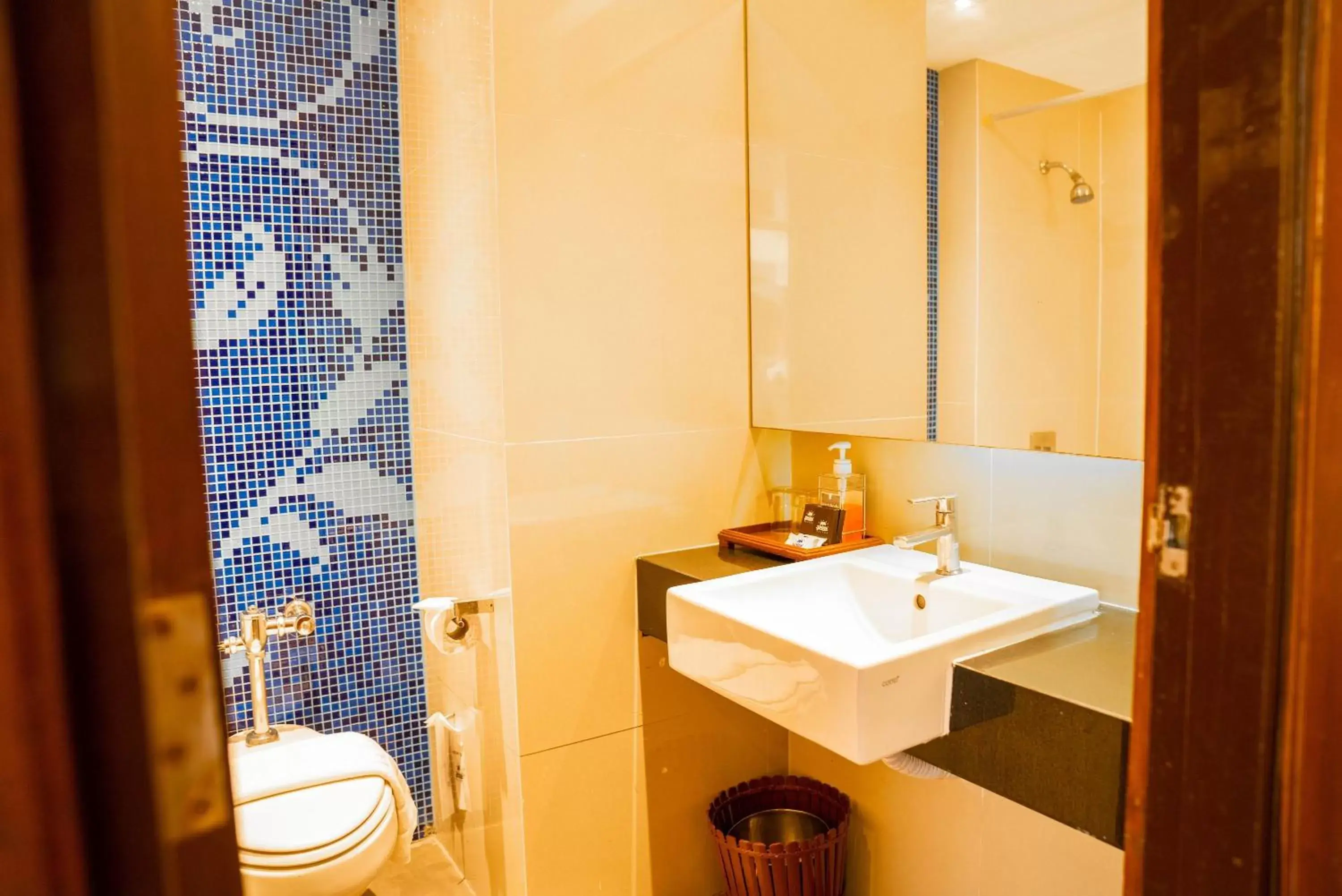 Bathroom in Grand Jomtien Palace Hotel - SHA Extra Plus