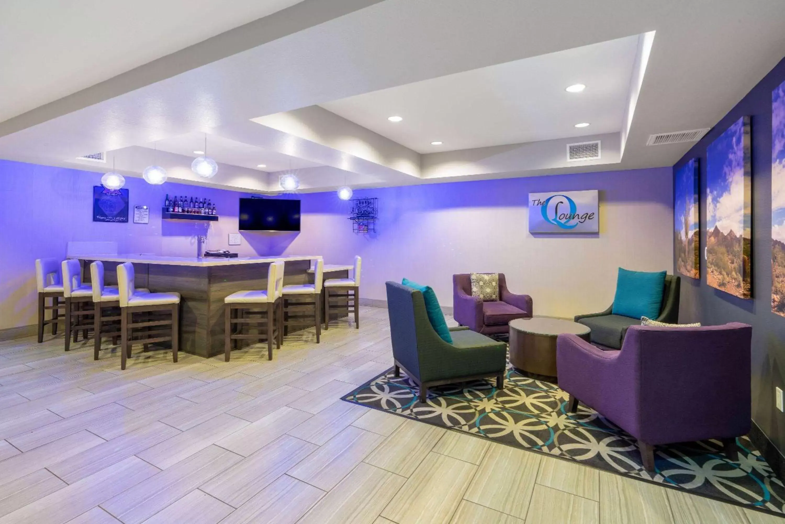 Lounge or bar in La Quinta by Wyndham Williams-Grand Canyon Area