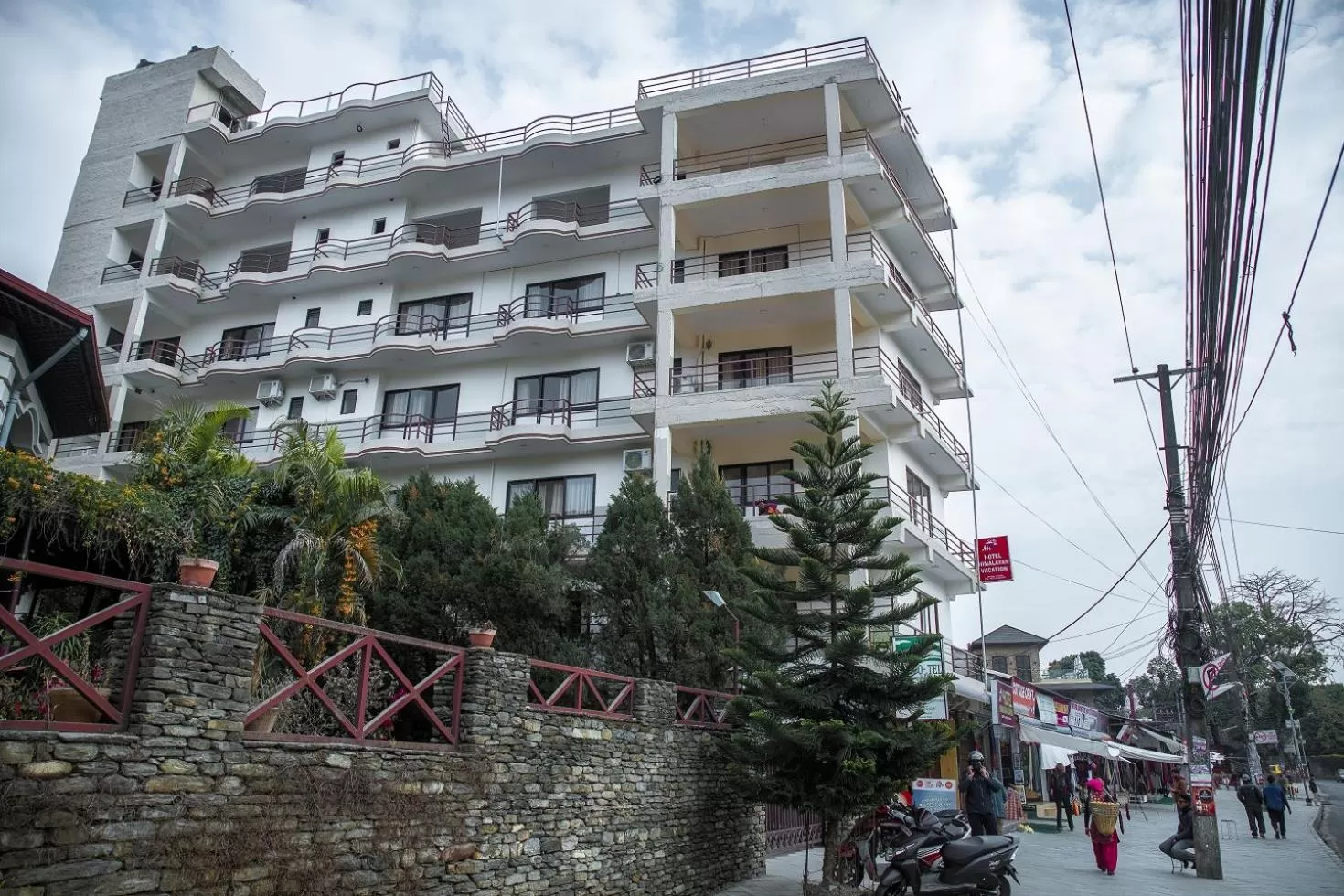 Property building in Hotel Himalayan Vacation