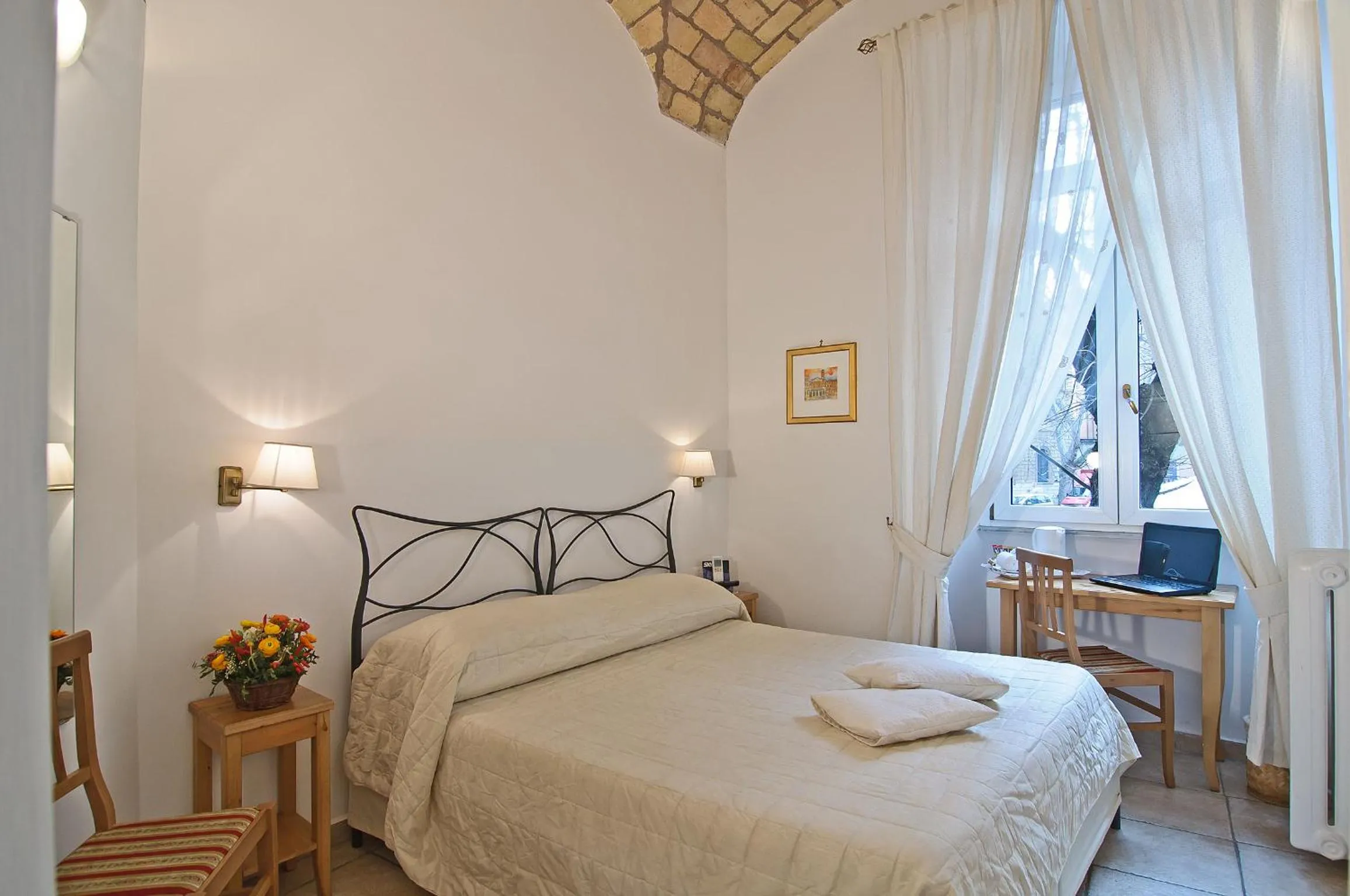 Economy Double Room - Separate Building in Relais Le Clarisse