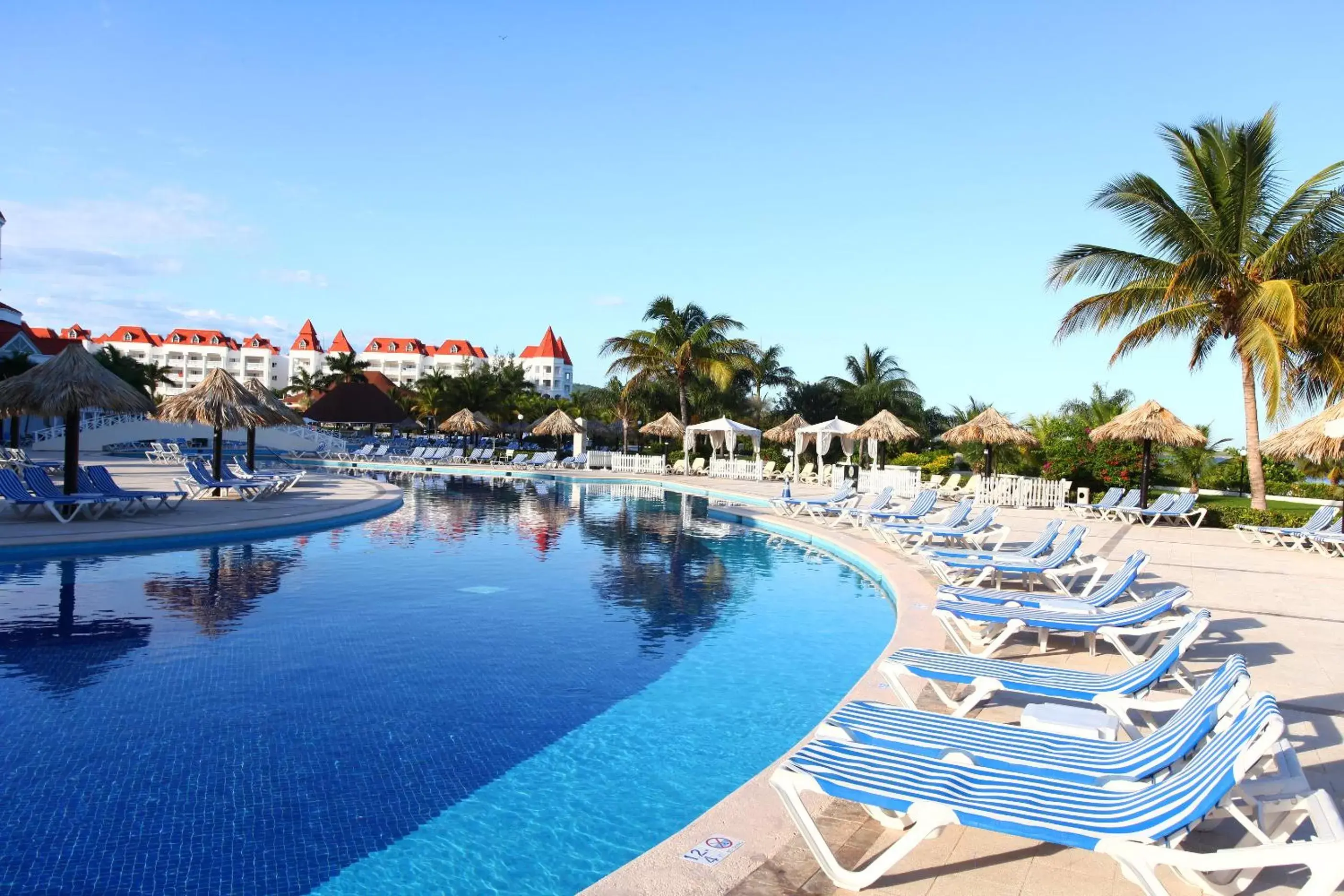 Swimming Pool in Bahia Principe Grand Jamaica - All Inclusive