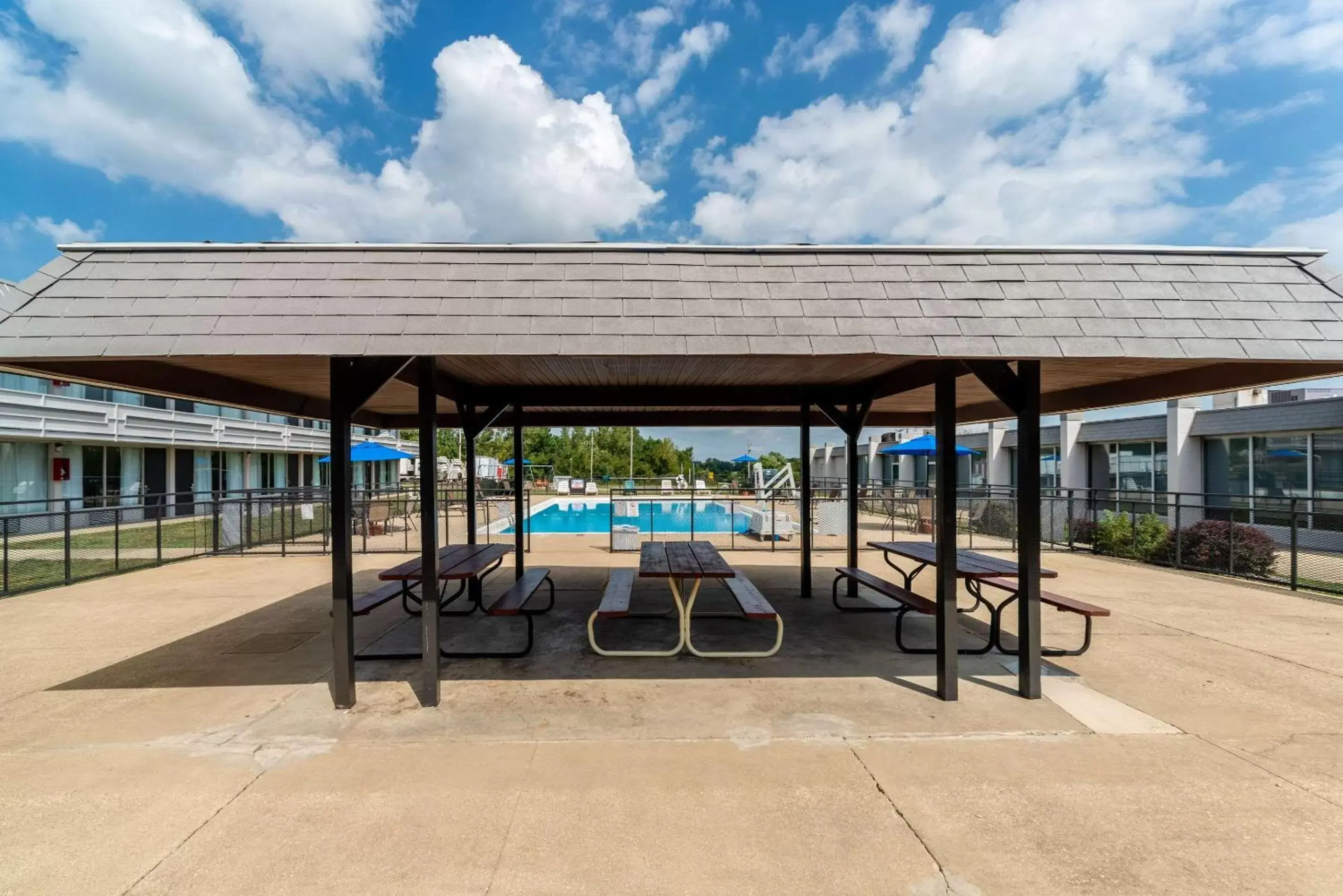 On site, Patio/Outdoor Area in Quality Inn & Suites Vandalia near I-70 and Hwy 51