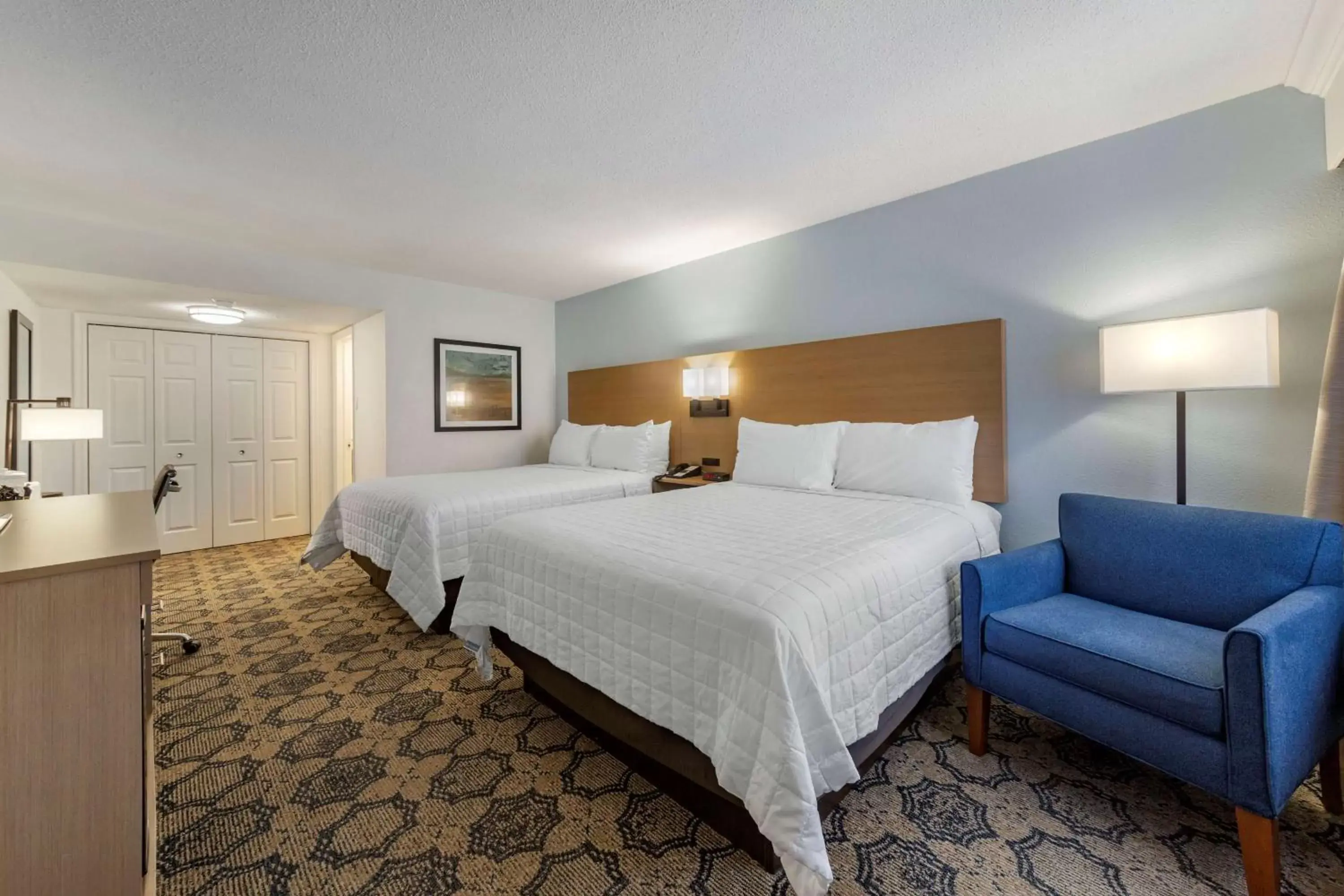 Bedroom, Bed in Best Western Palm Beach Lakes