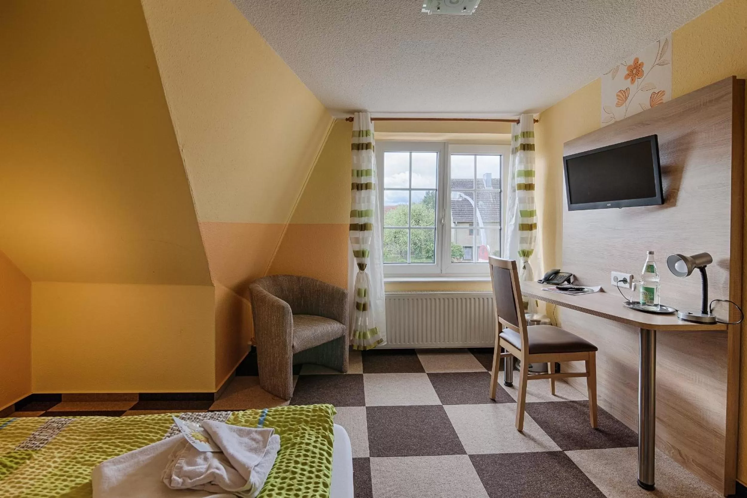 TV and multimedia, Bed in Landhotel & Brauhaus Prignitzer Hof