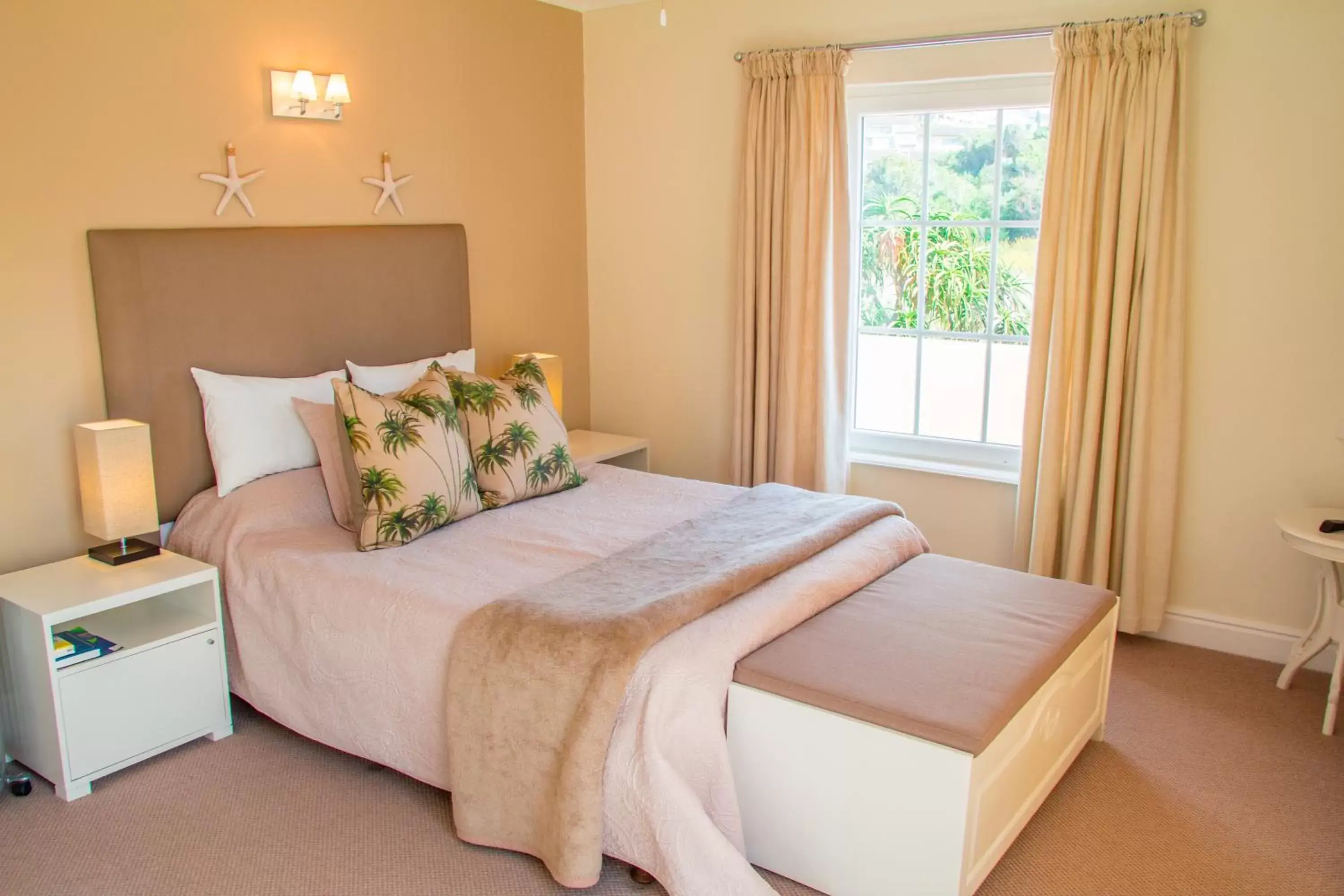 Bedroom, Room Photo in Milkwood Manor on Sea