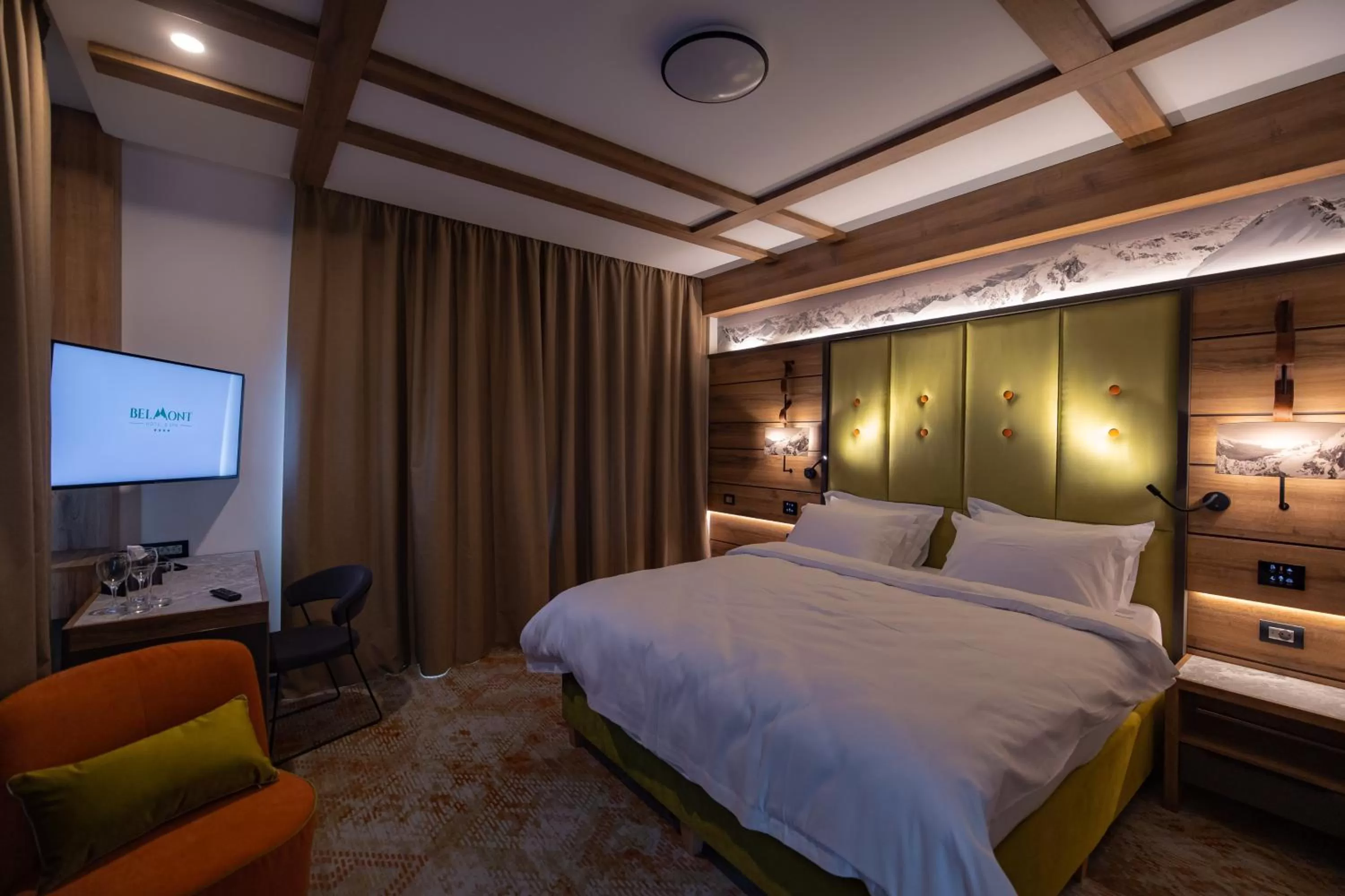 Bed in Hotel Belmont