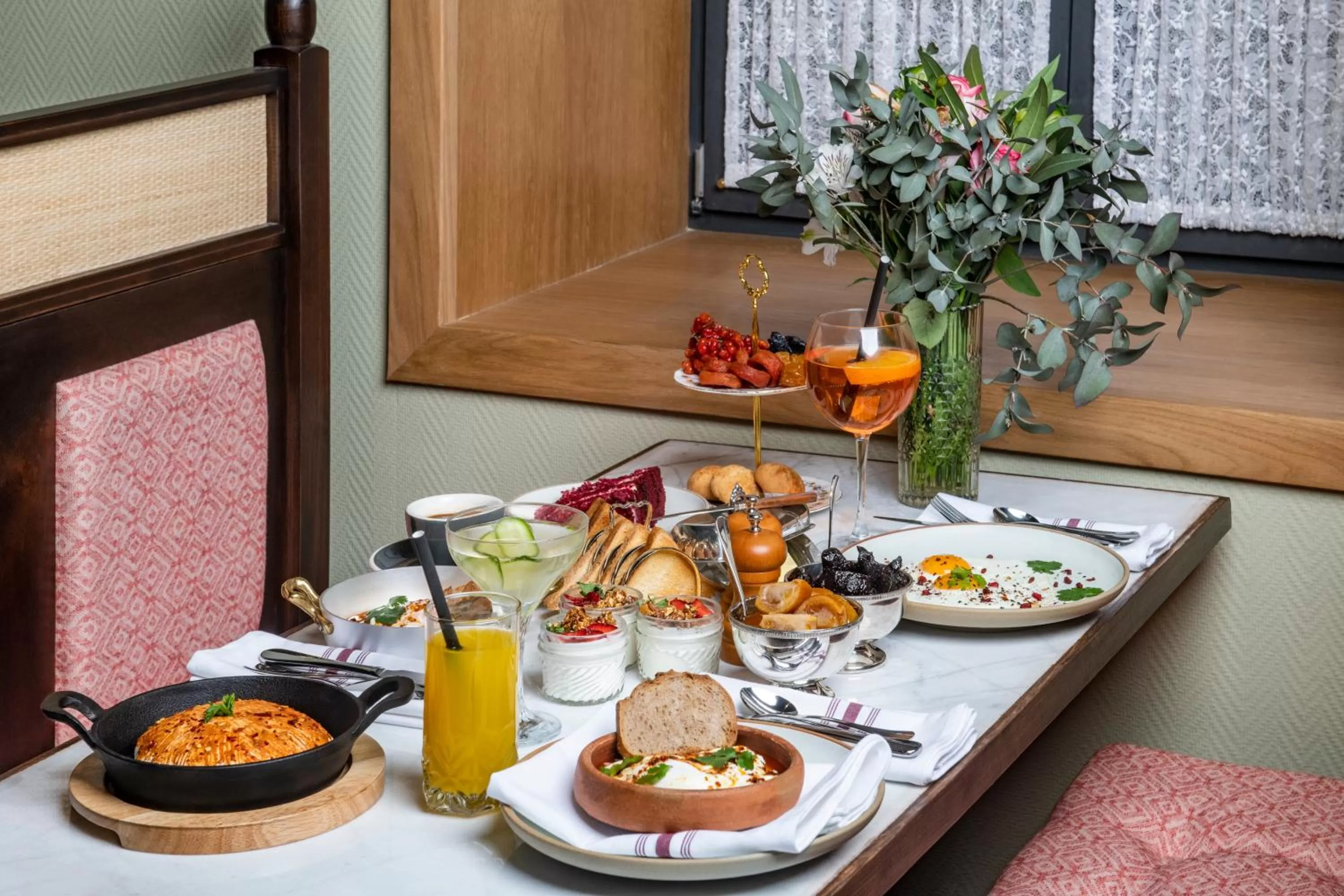 Breakfast in Communal Hotel Plekhanovi