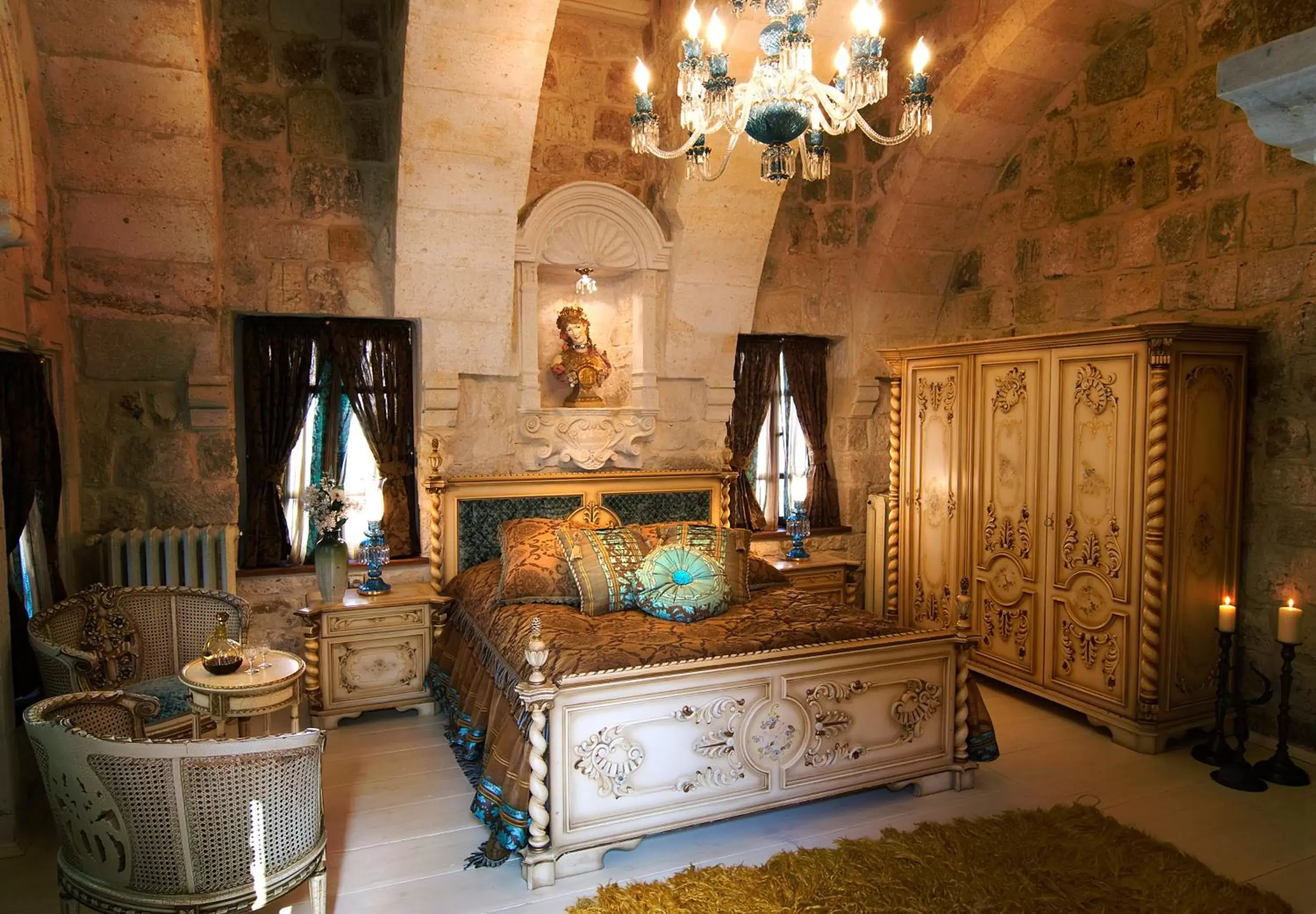 Photo of the whole room in Sacred House Photo of the whole room in Sacred House