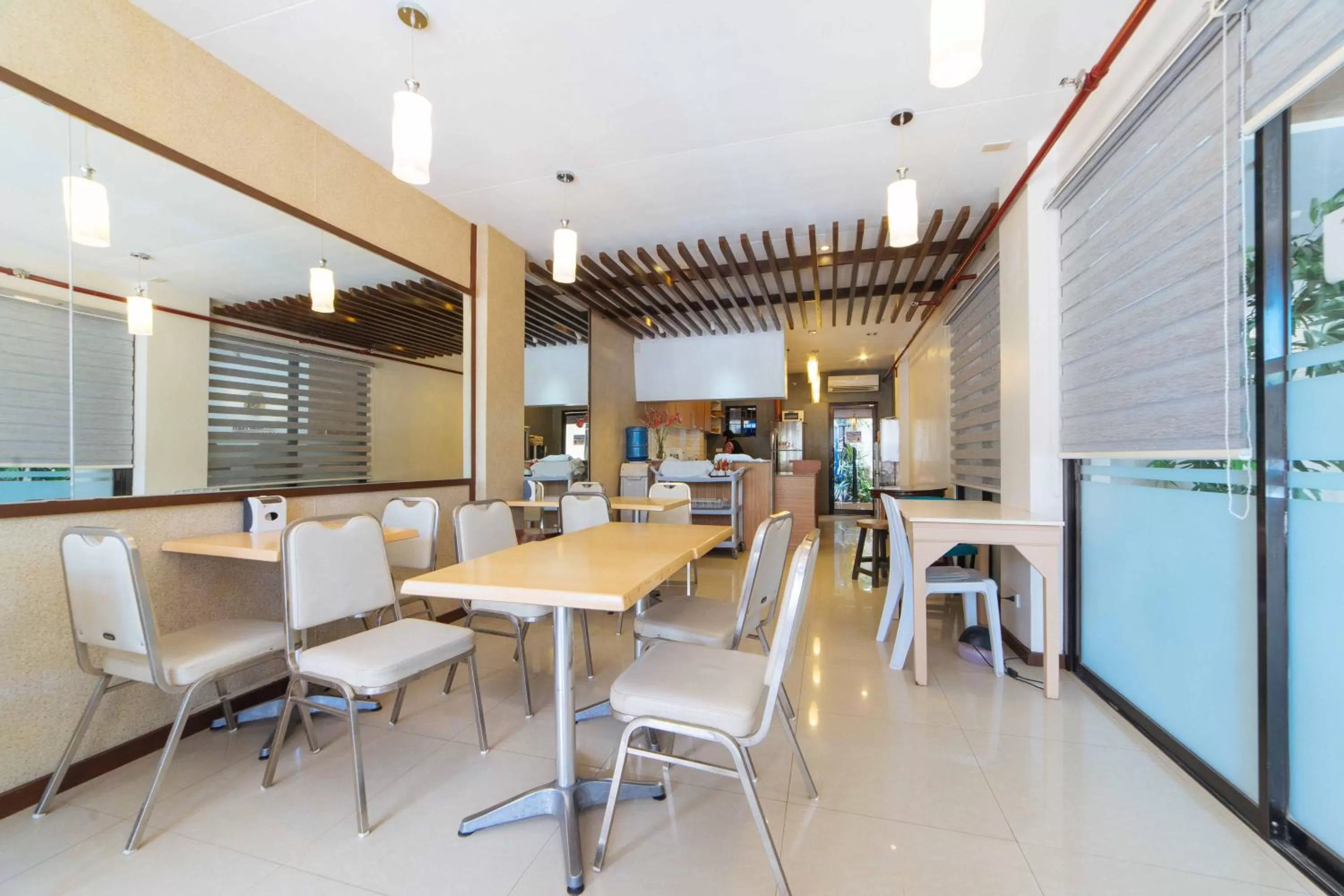 Area and facilities in RedDoorz Plus @ Poblacion District Davao