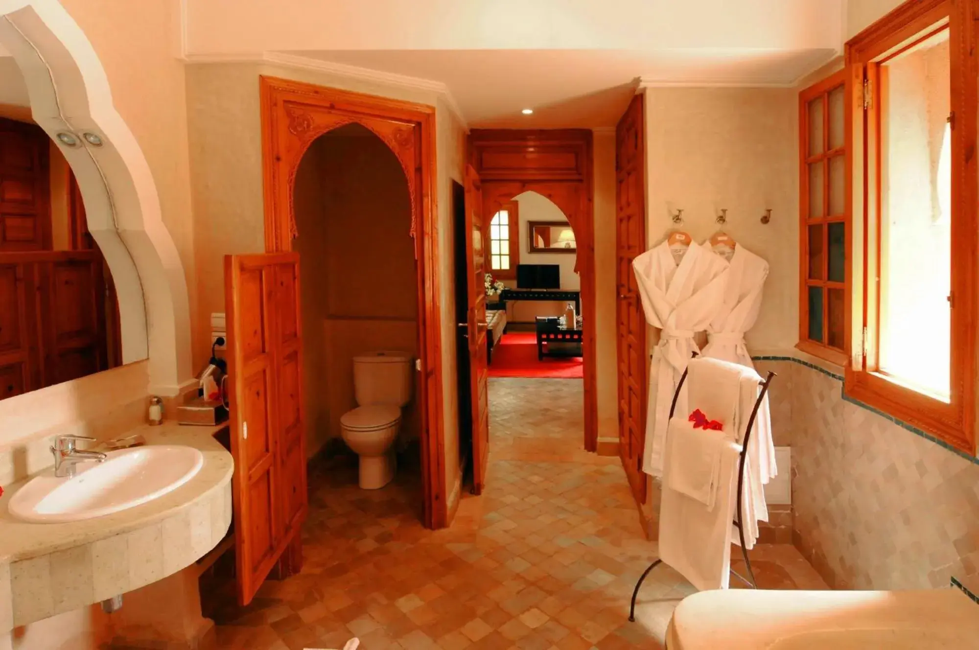 Bathroom in La Maison Des Oliviers