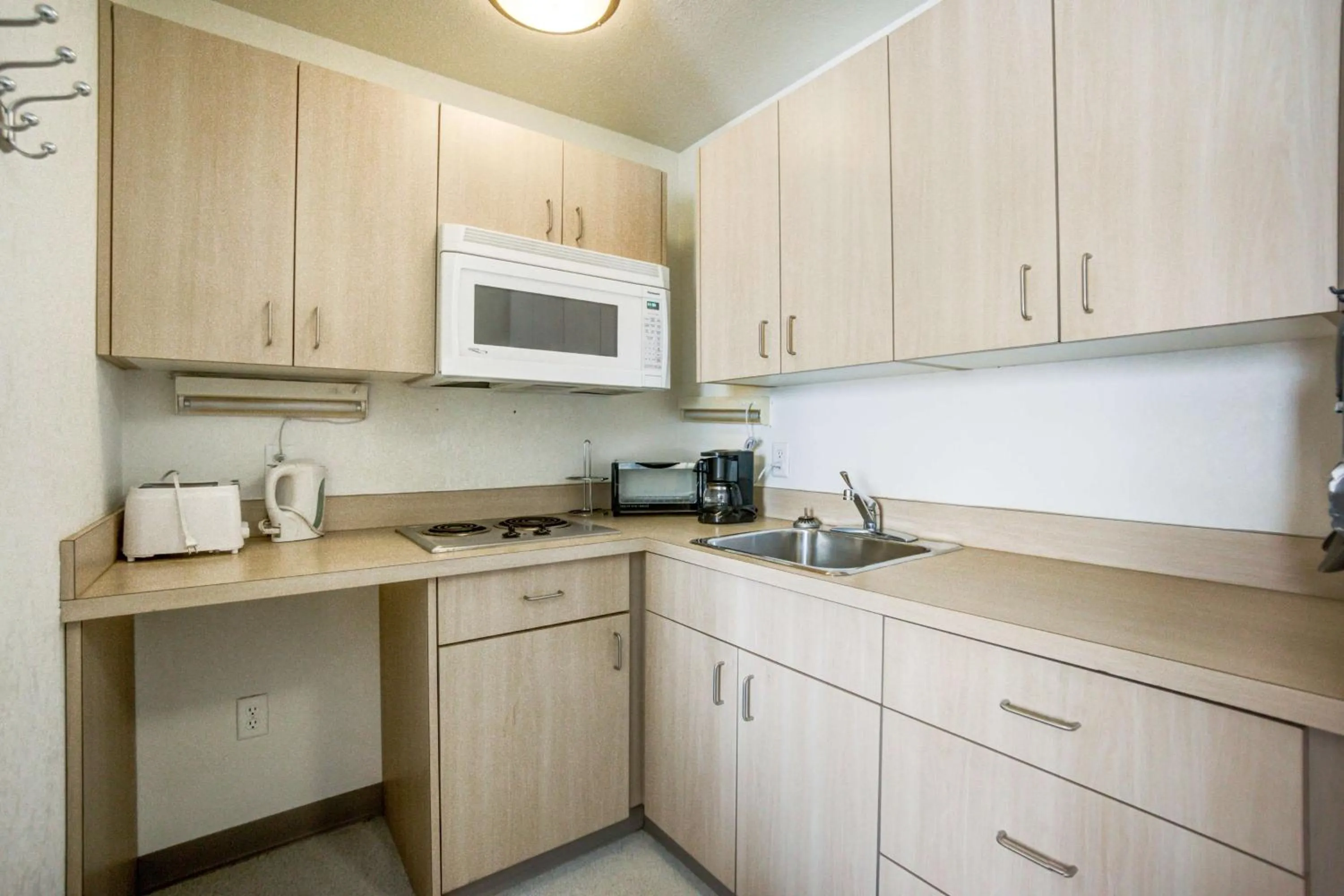 Kitchen or kitchenette in Motel 6-Red Deer, AB