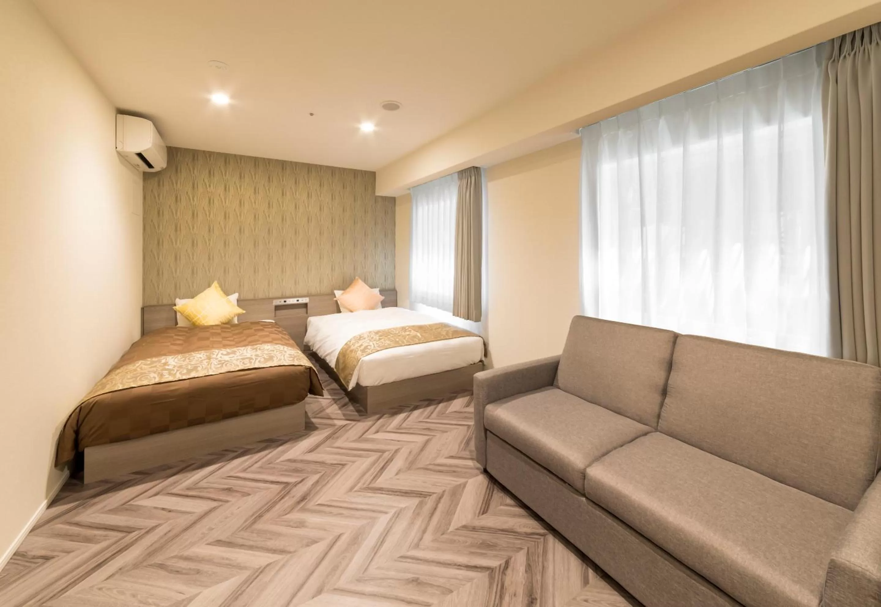 Photo of the whole room, Bed in SARASA HOTEL Shin-Osaka