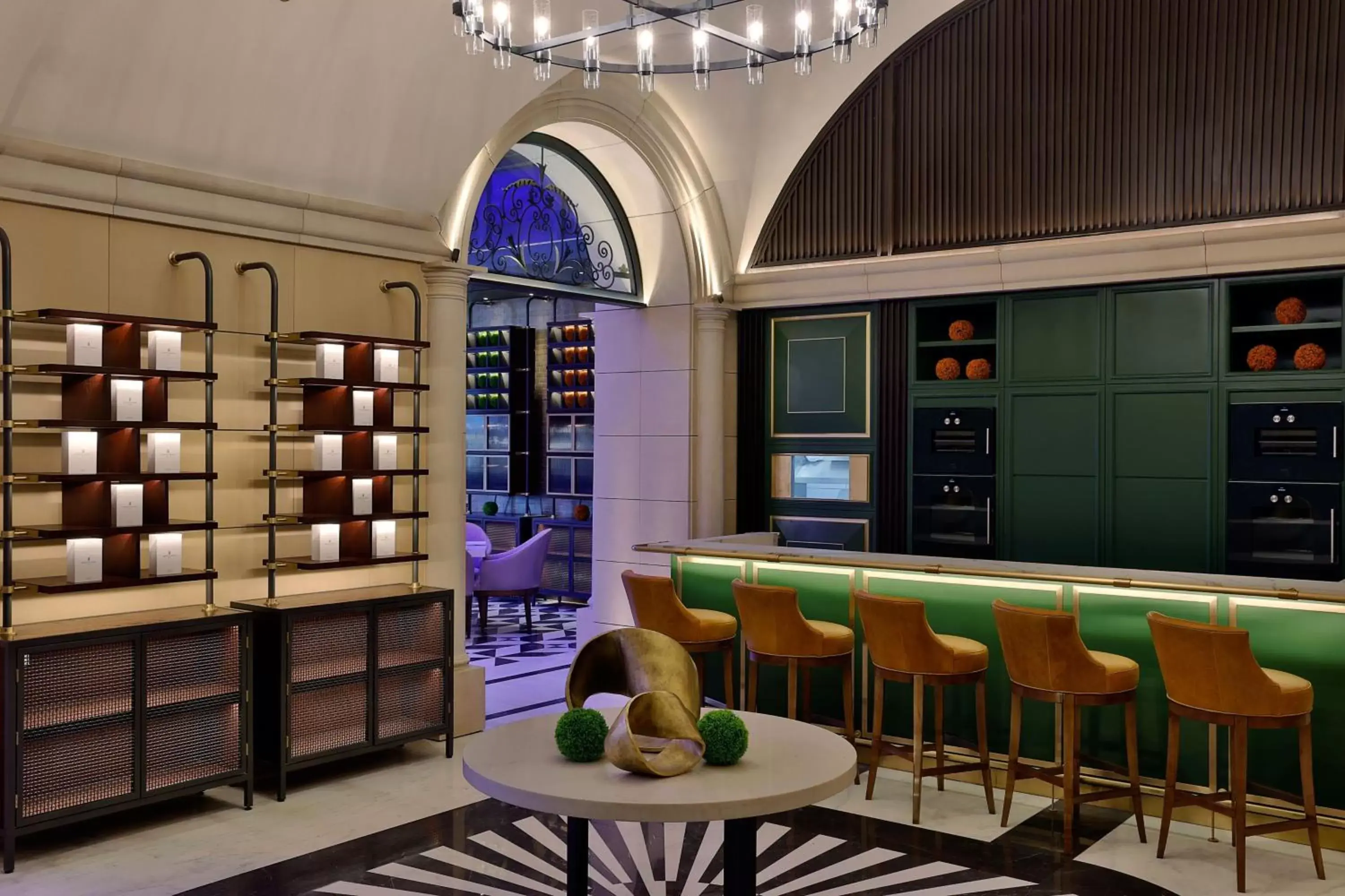 Restaurant/places to eat, Lounge/Bar in The Ritz-Carlton, Amman