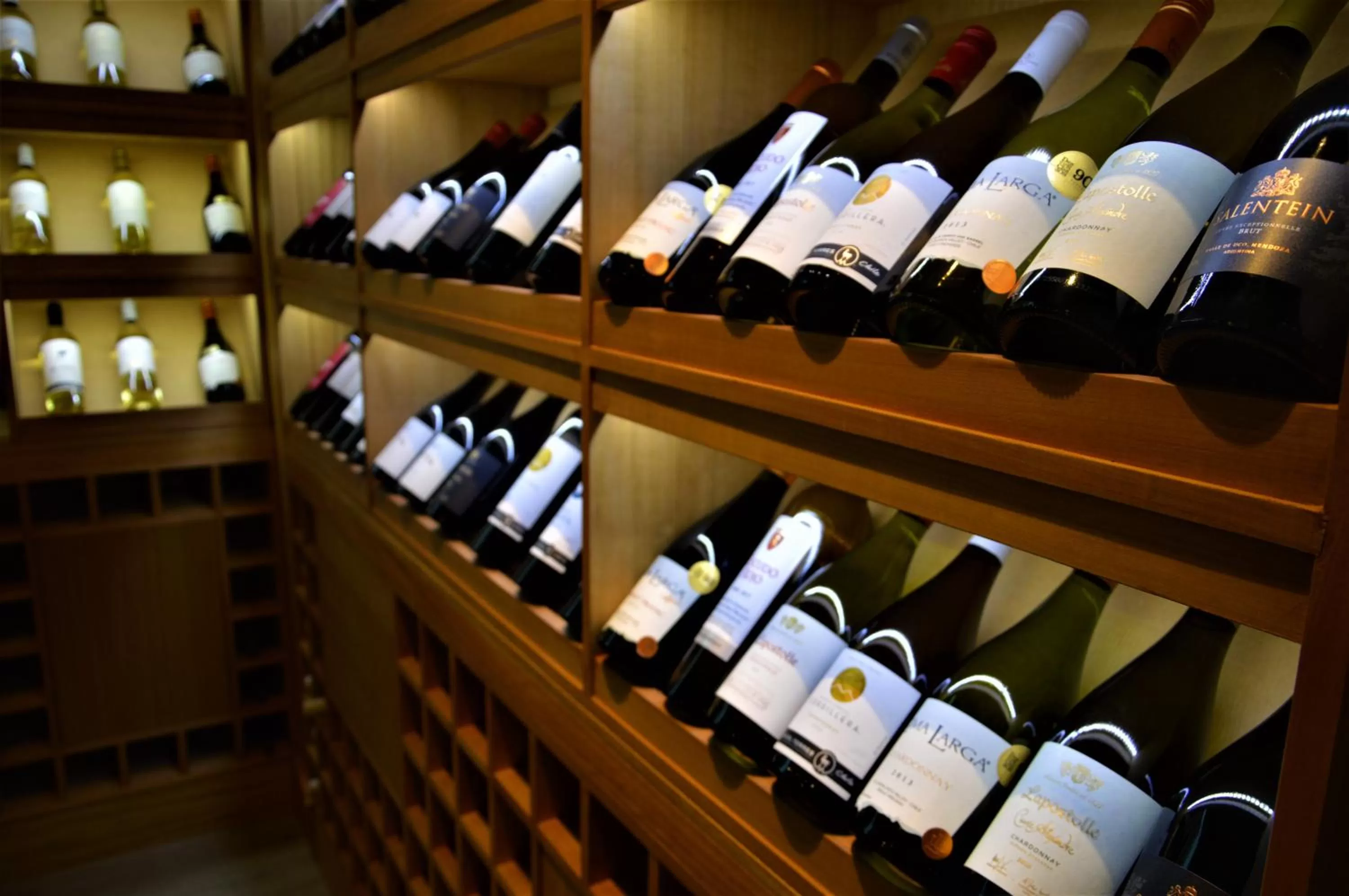 Alcoholic drinks in Radisson Hotel Curico