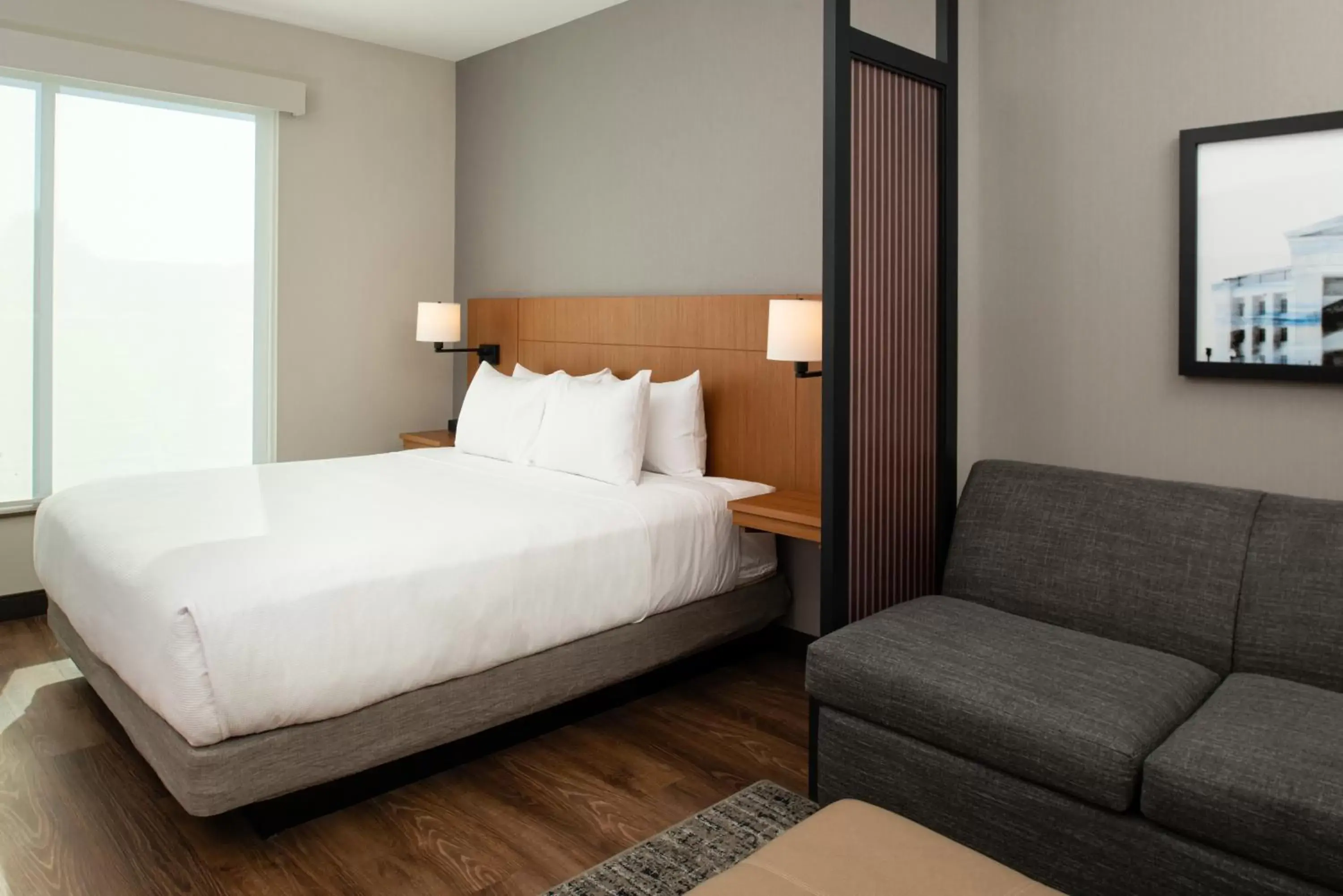 Bed in Hyatt Place Dallas/Rockwall