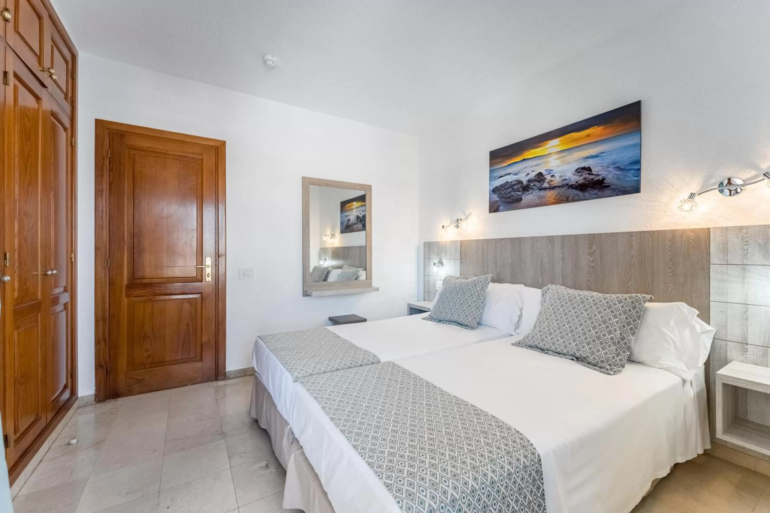 Bed in Klayman Olivina Aparthotel