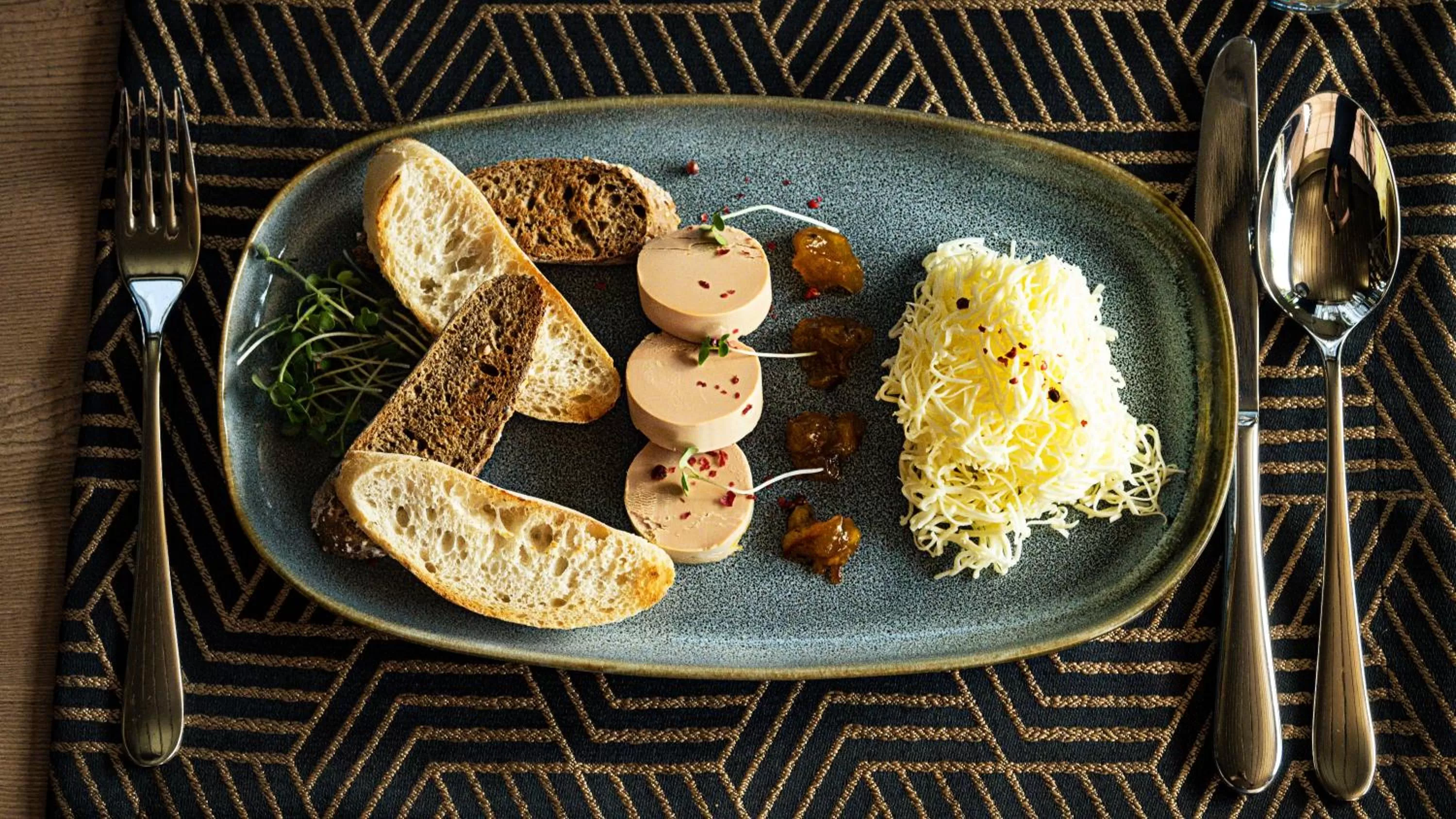 Food in Admiral Hotel