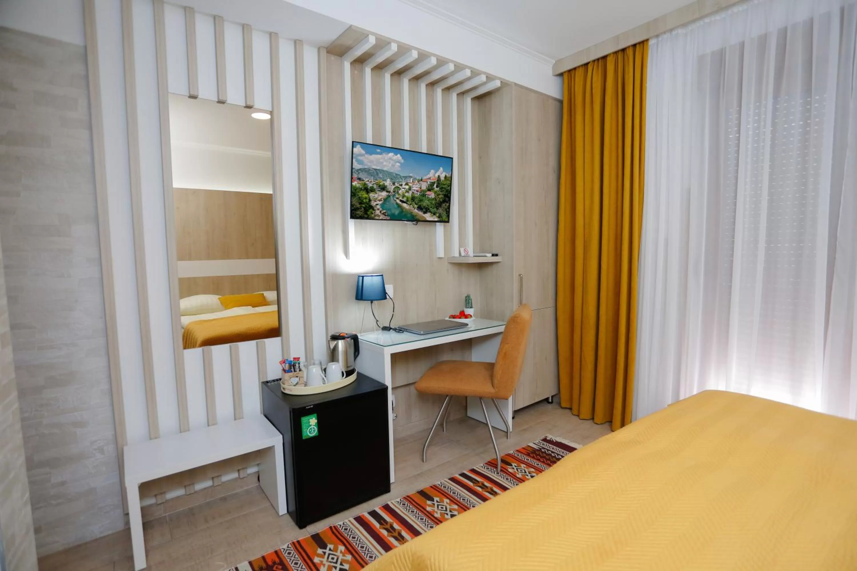 TV and multimedia, Bed in Hotel - Villa Lejla