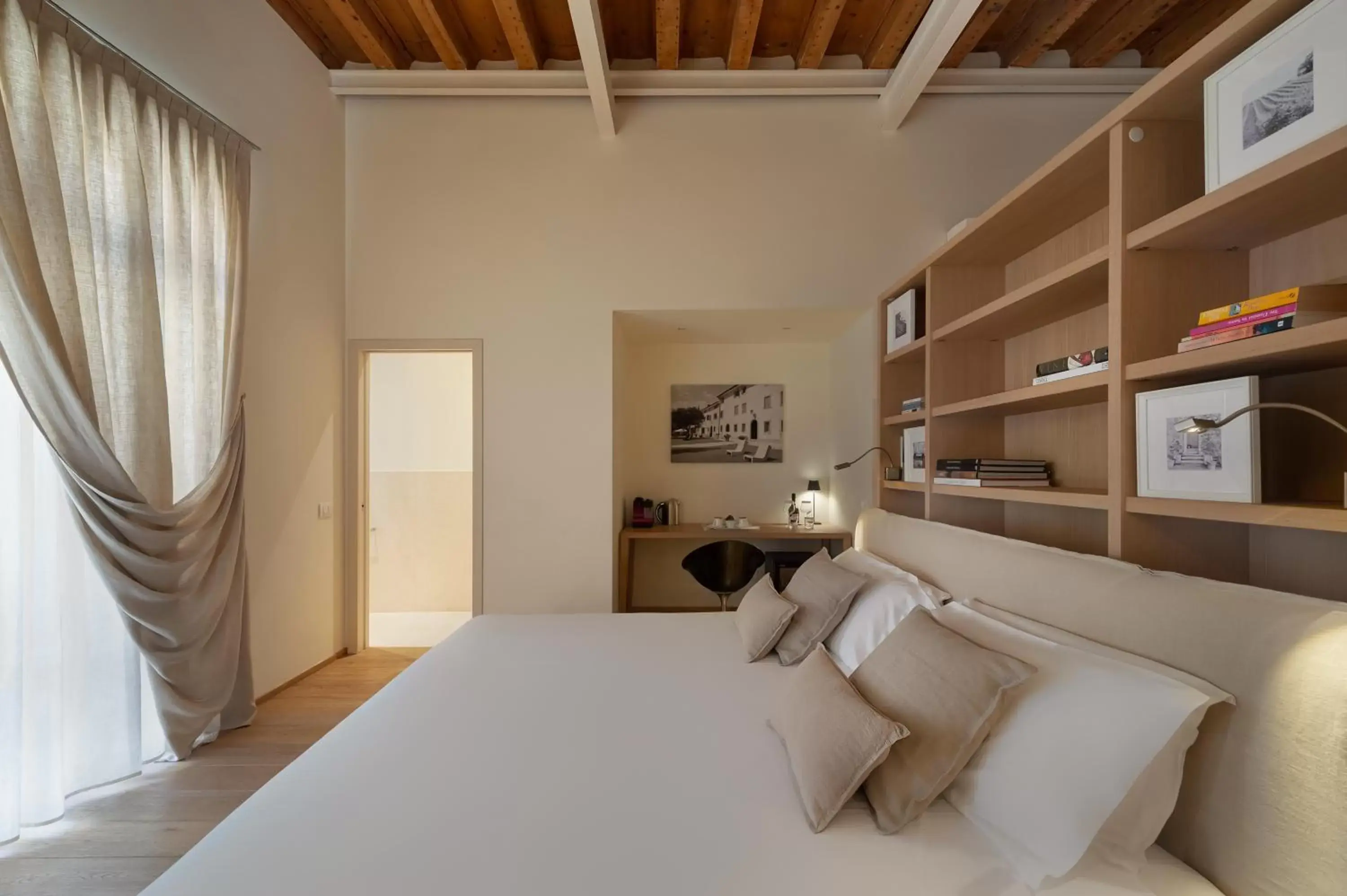 Bedroom in Massimago Wine Suites