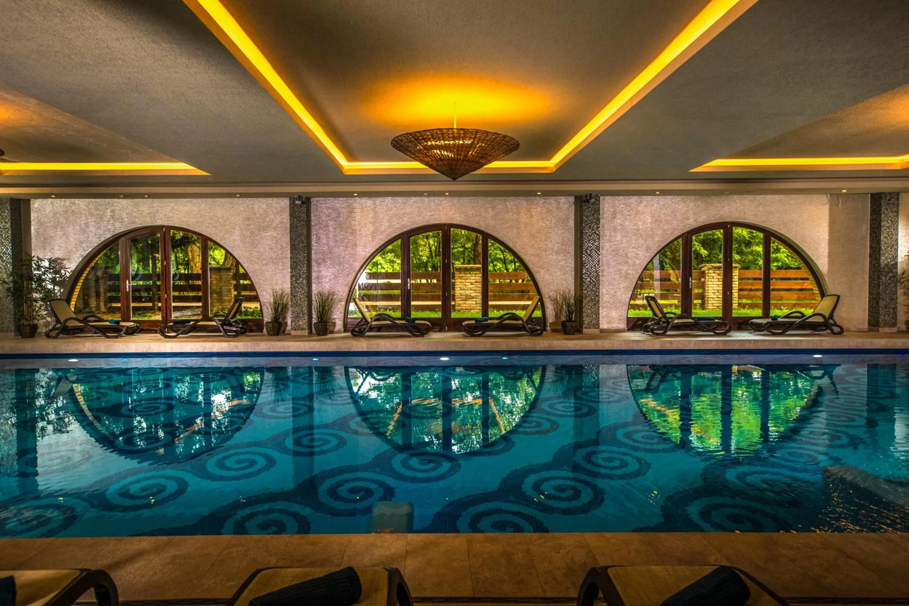 Swimming pool in Budapest Airport Hotel Stáció Wellness & Konferencia