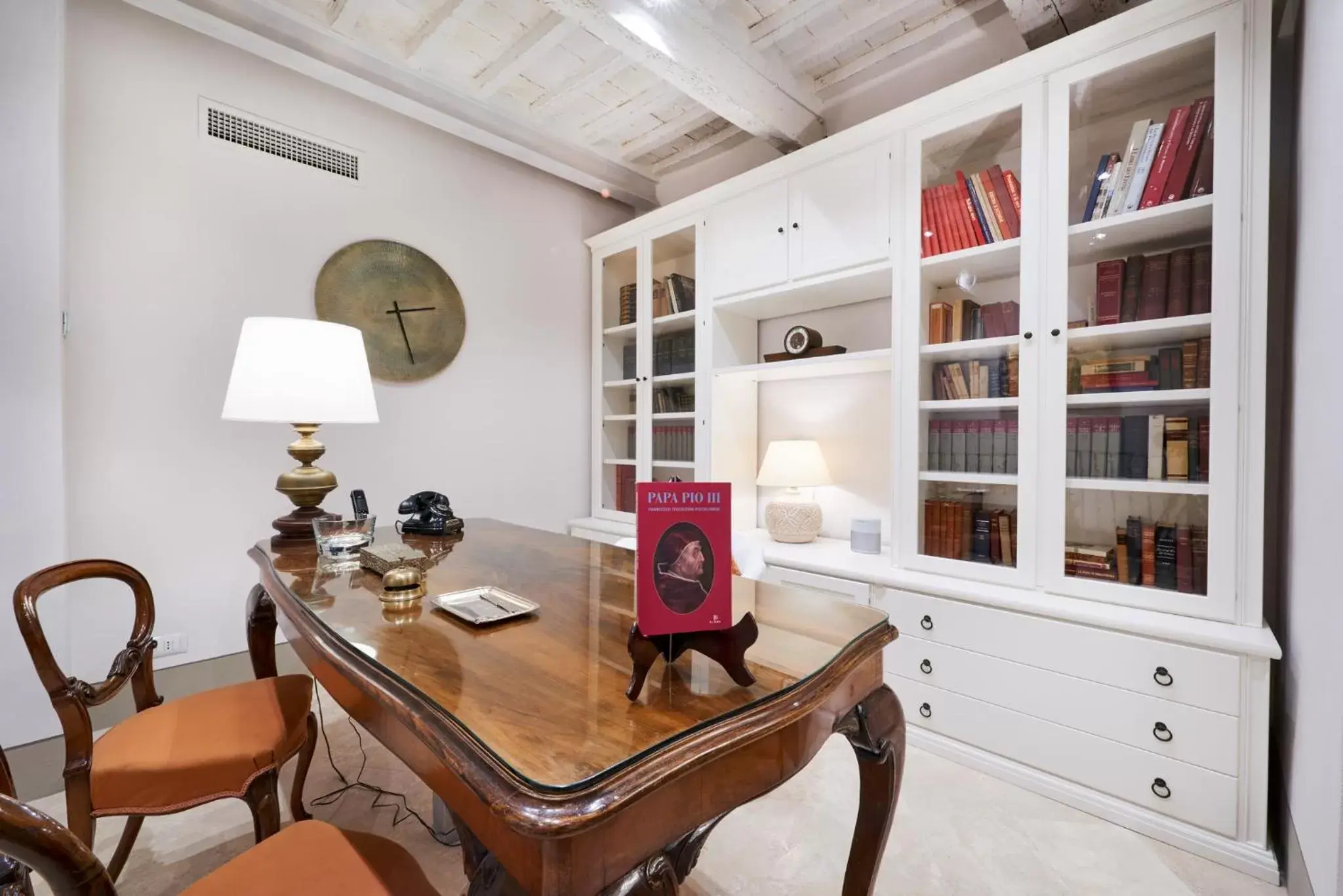 Lobby or reception, Dining Area in Palazzo Pio III - Residenza d'epoca