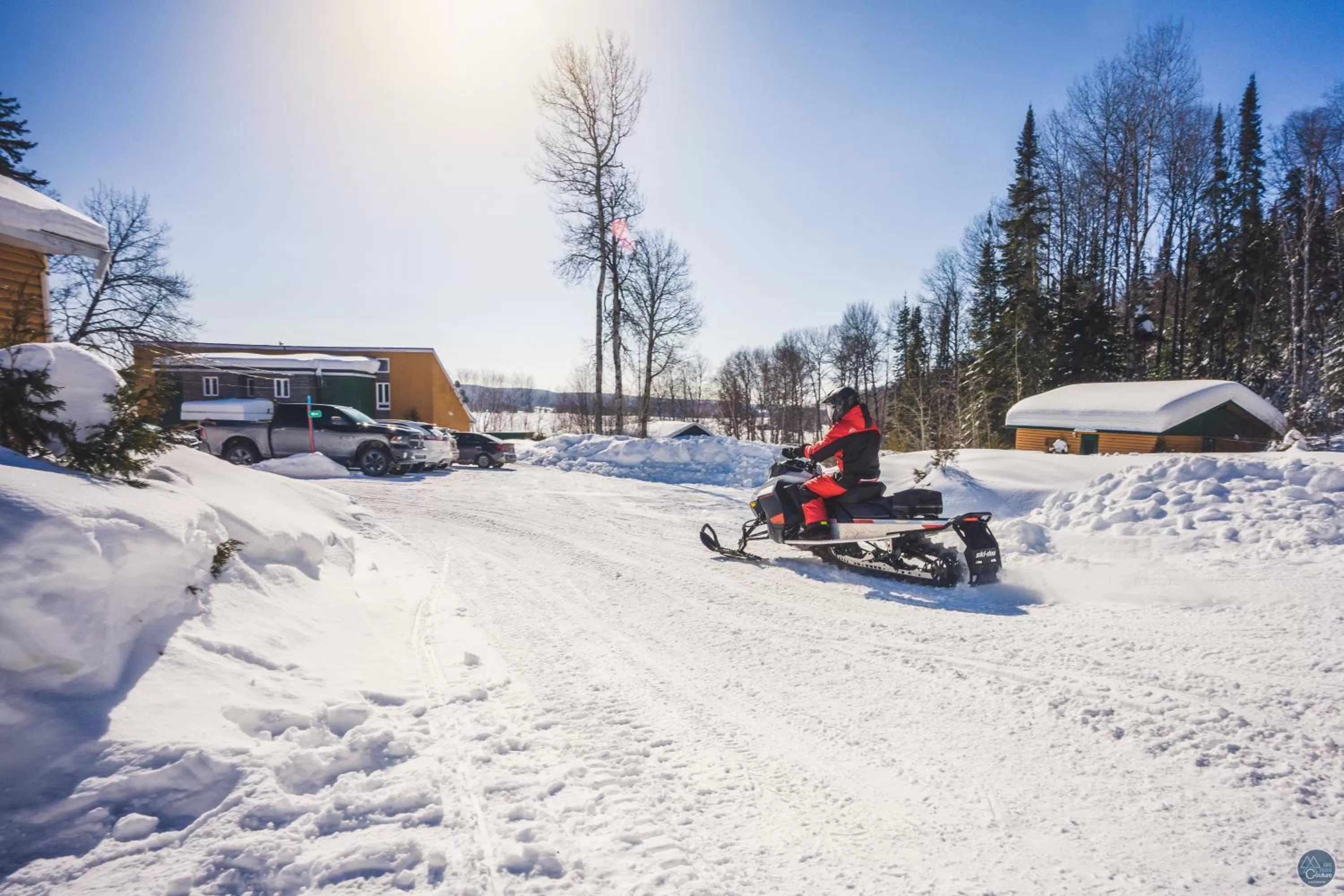 Day, Winter in Auberge Éva