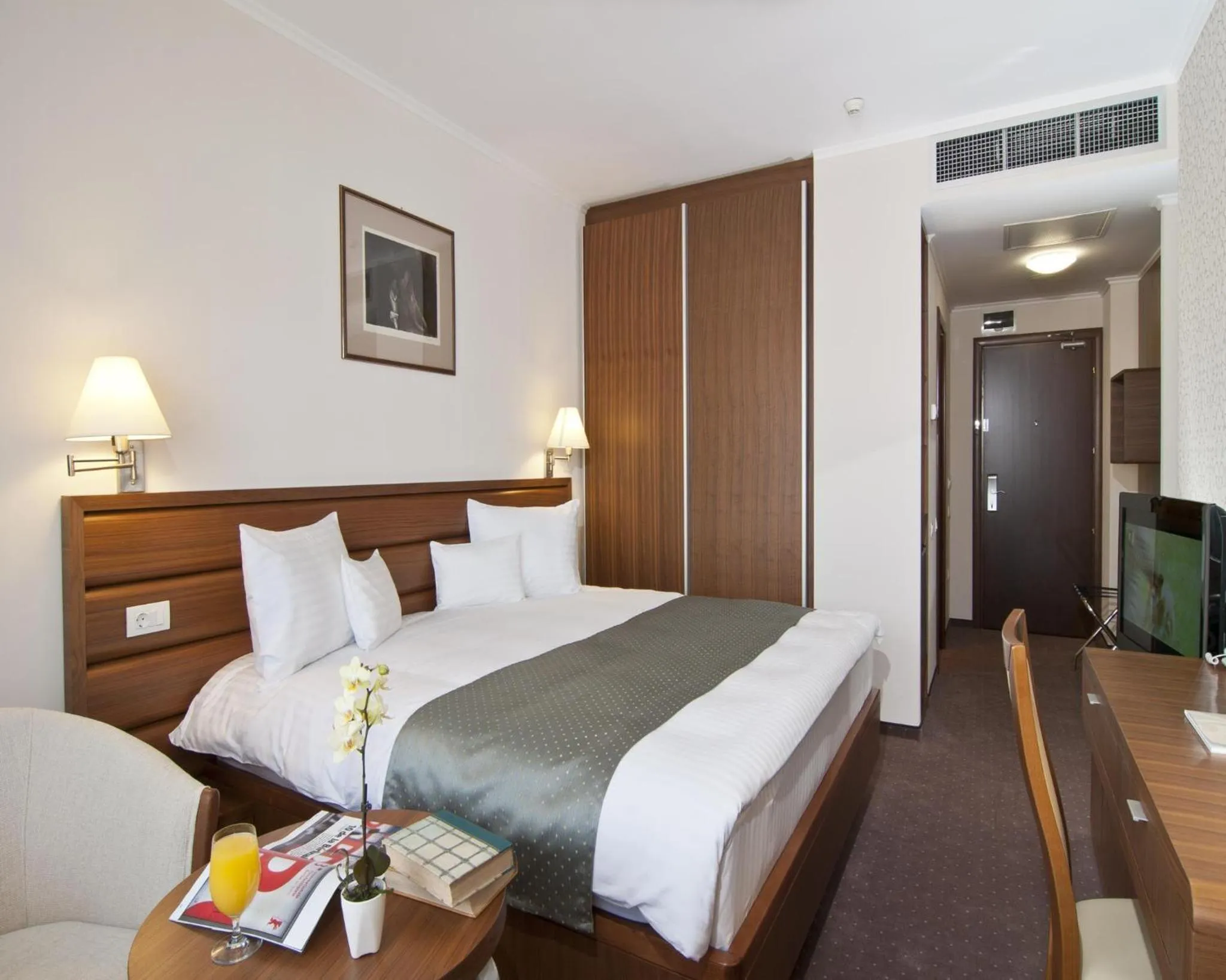 Executive King Room - single occupancy - Non-Smoking in Wyndham Cluj