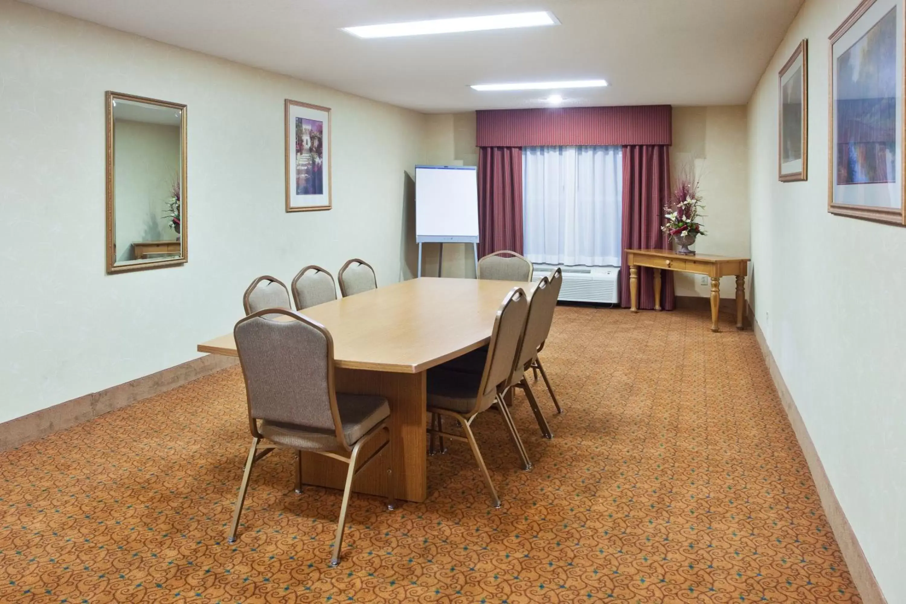 Business facilities in Country Inn & Suites by Radisson, Kingsland, GA