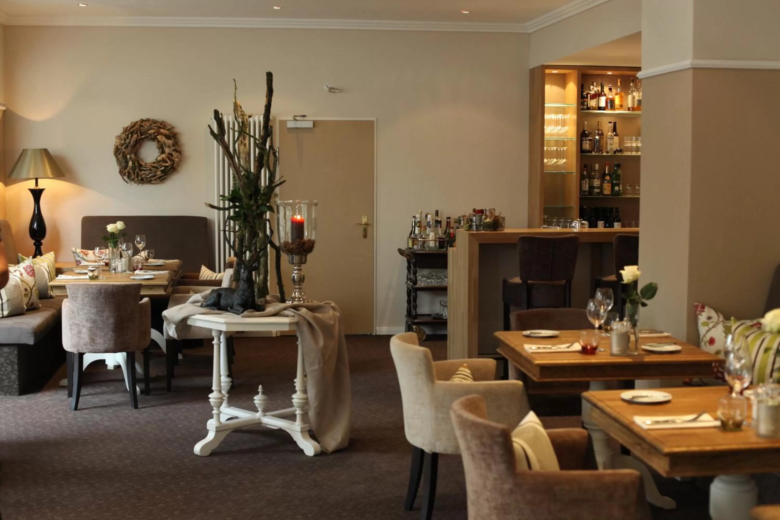 Restaurant/places to eat in Hotel Wilhelm Busch