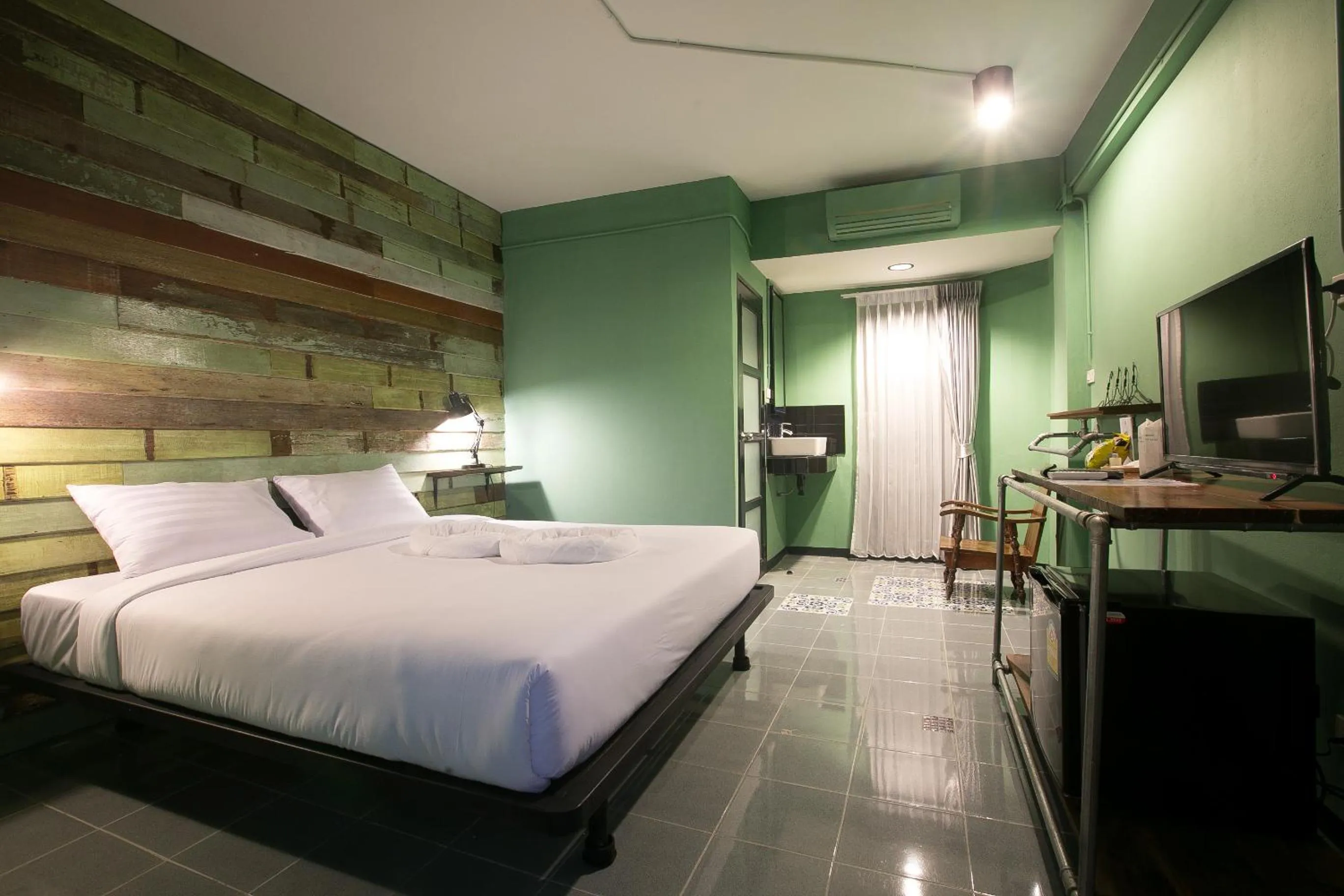 Photo of the whole room, Bed in The 8 Factory Hotel Phitsanulok