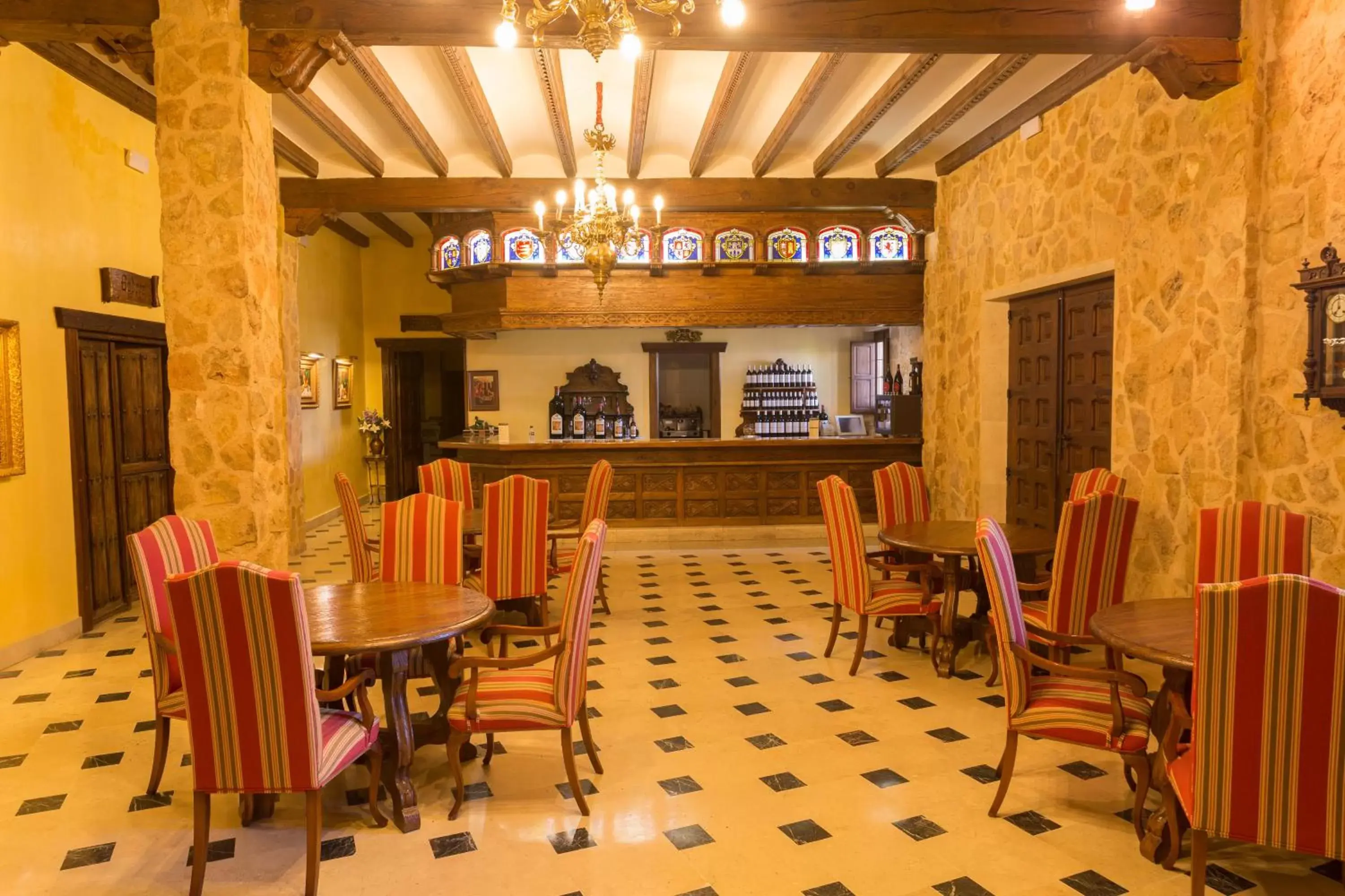 Lounge or bar, Restaurant/Places to Eat in Hotel Torremilanos