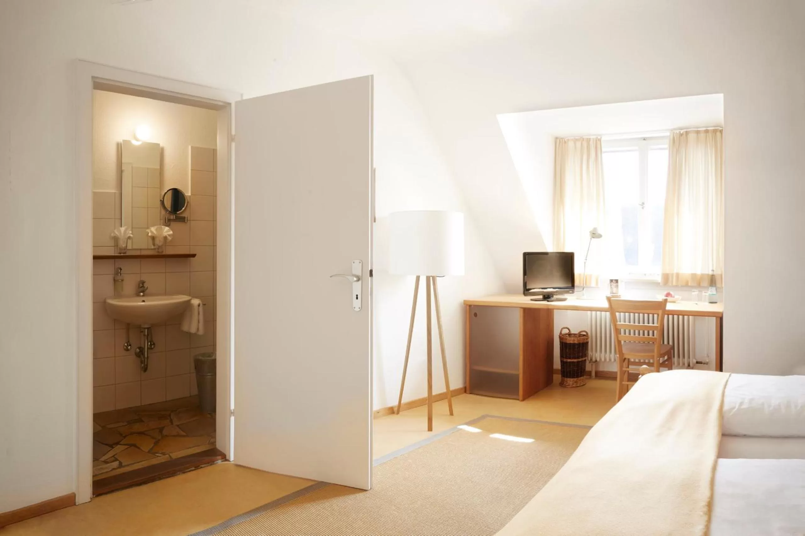 Photo of the whole room, Bed in Genusshotel Alte Post