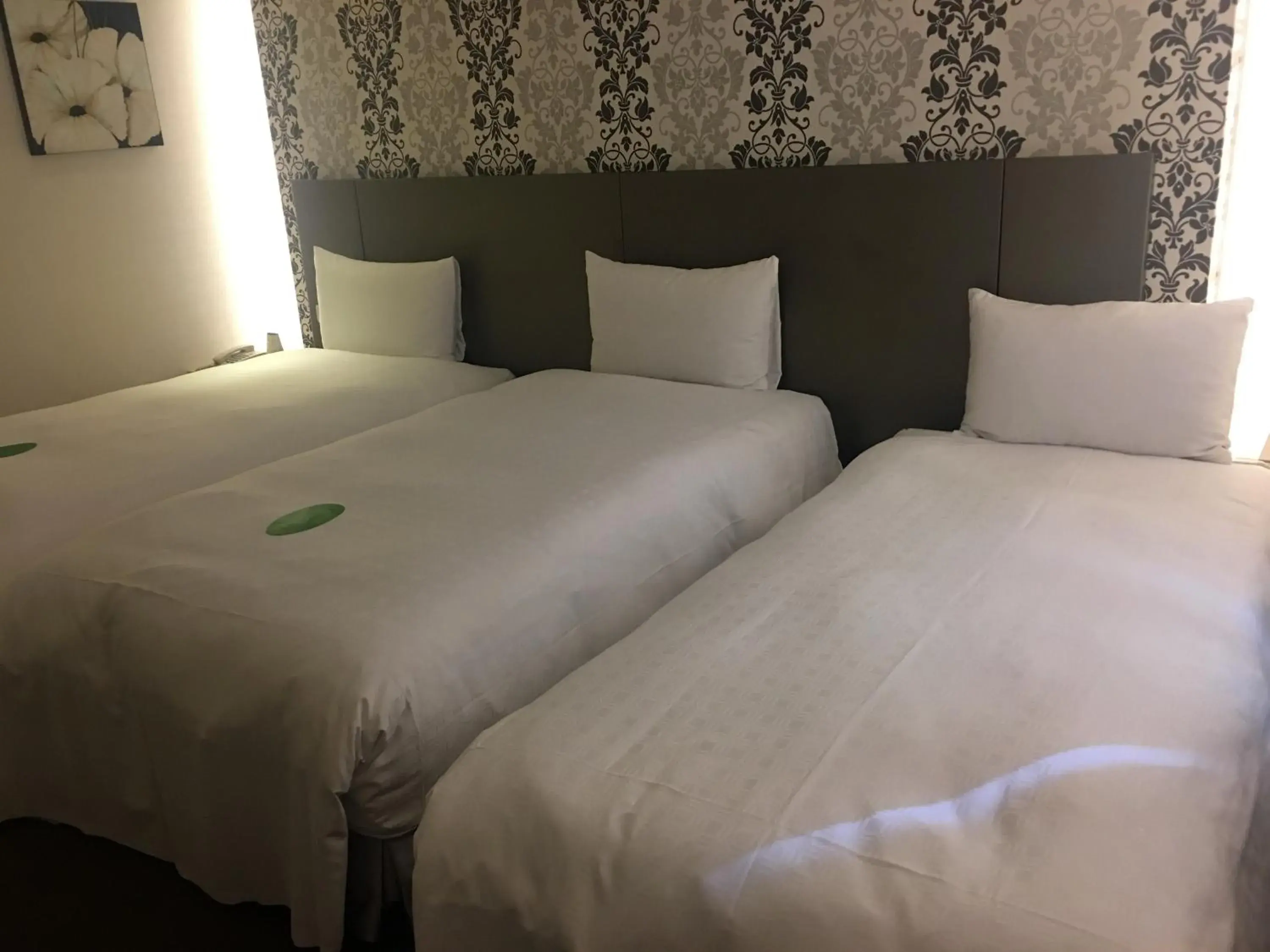 Bed in Forward Hotel Nangang