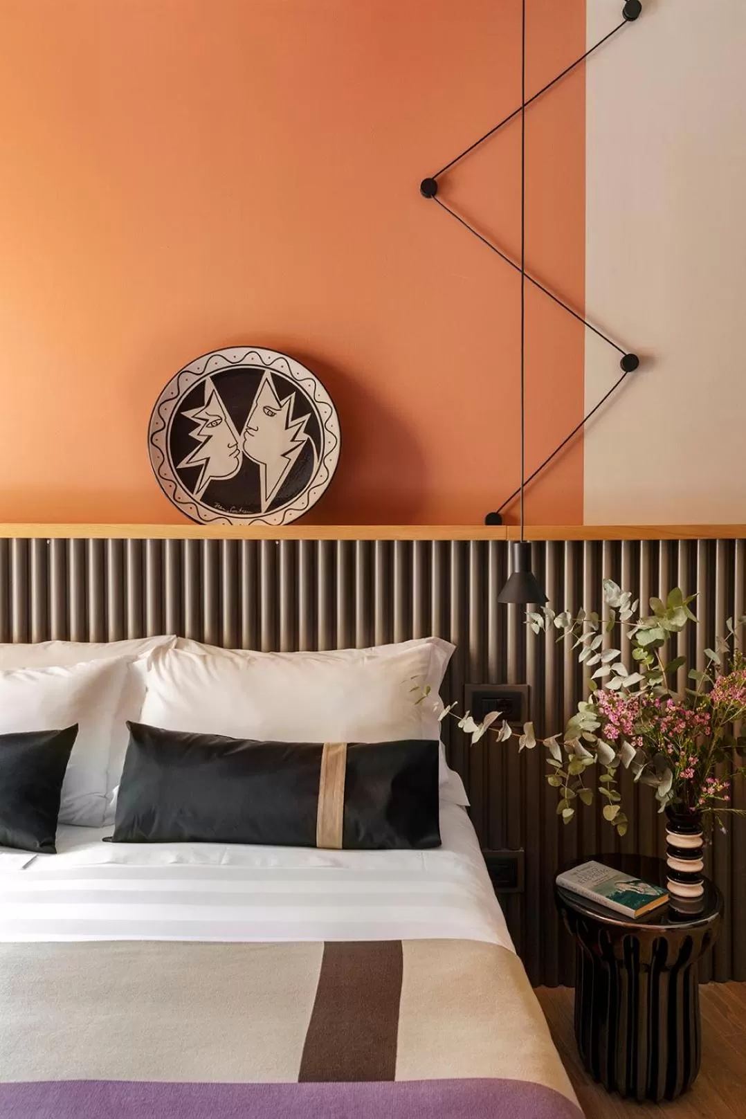 Bed in Hotel Priori Secret Garden