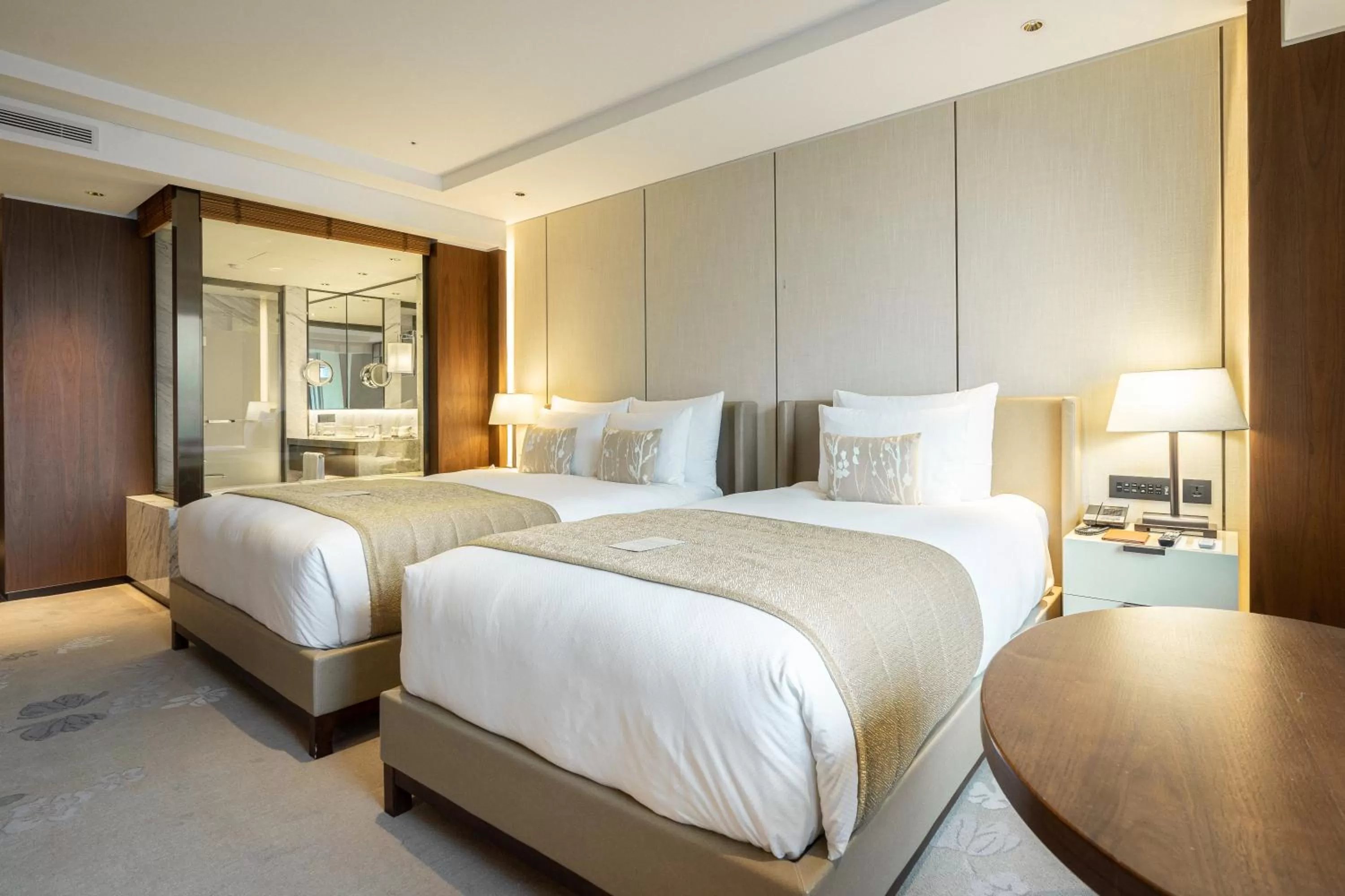 Bed in Lotte Hotel Seoul