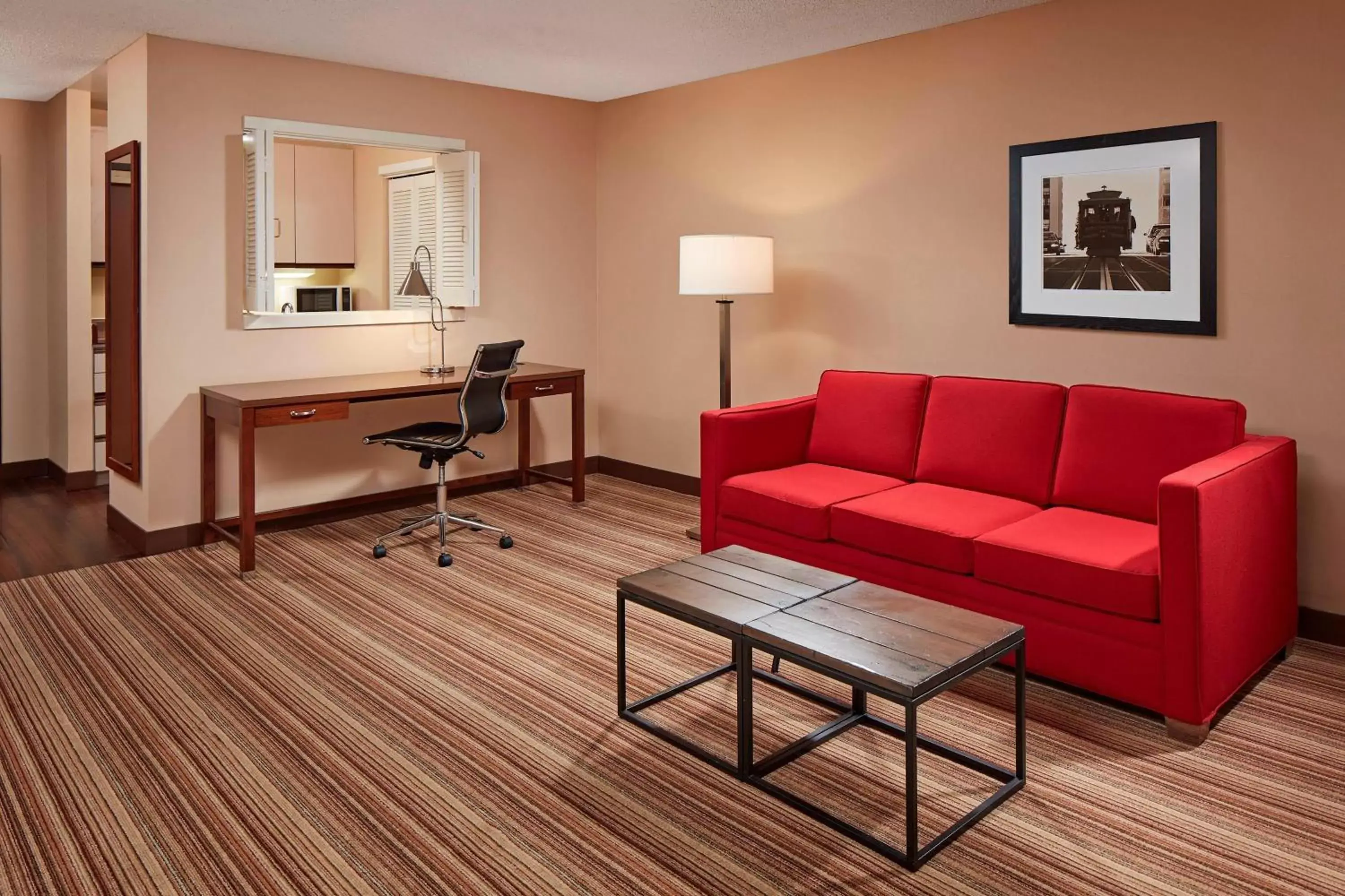 Photo of the whole room, Seating Area in Four Points by Sheraton - Pleasanton