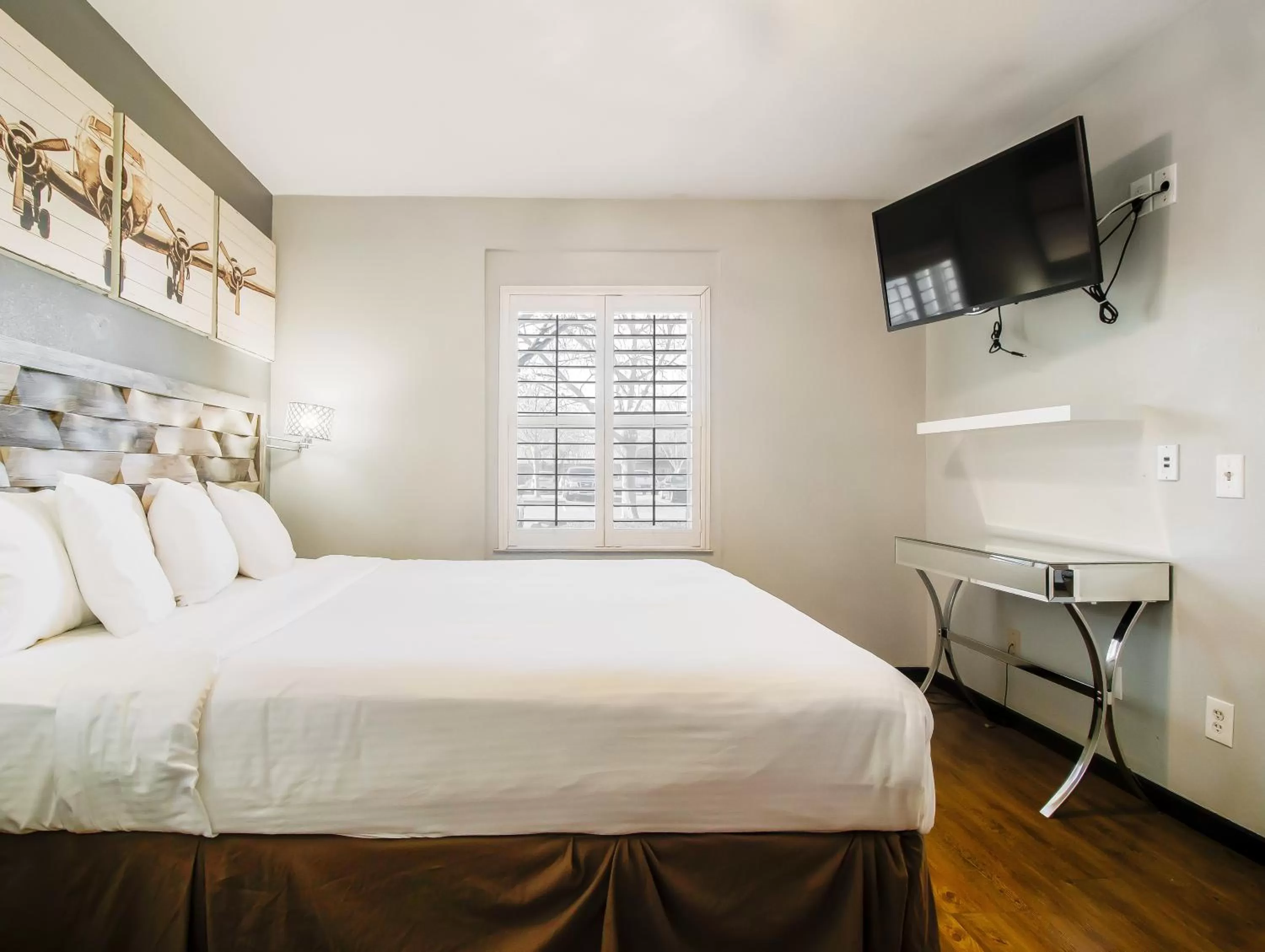 Bed in Lions Gate Hotel