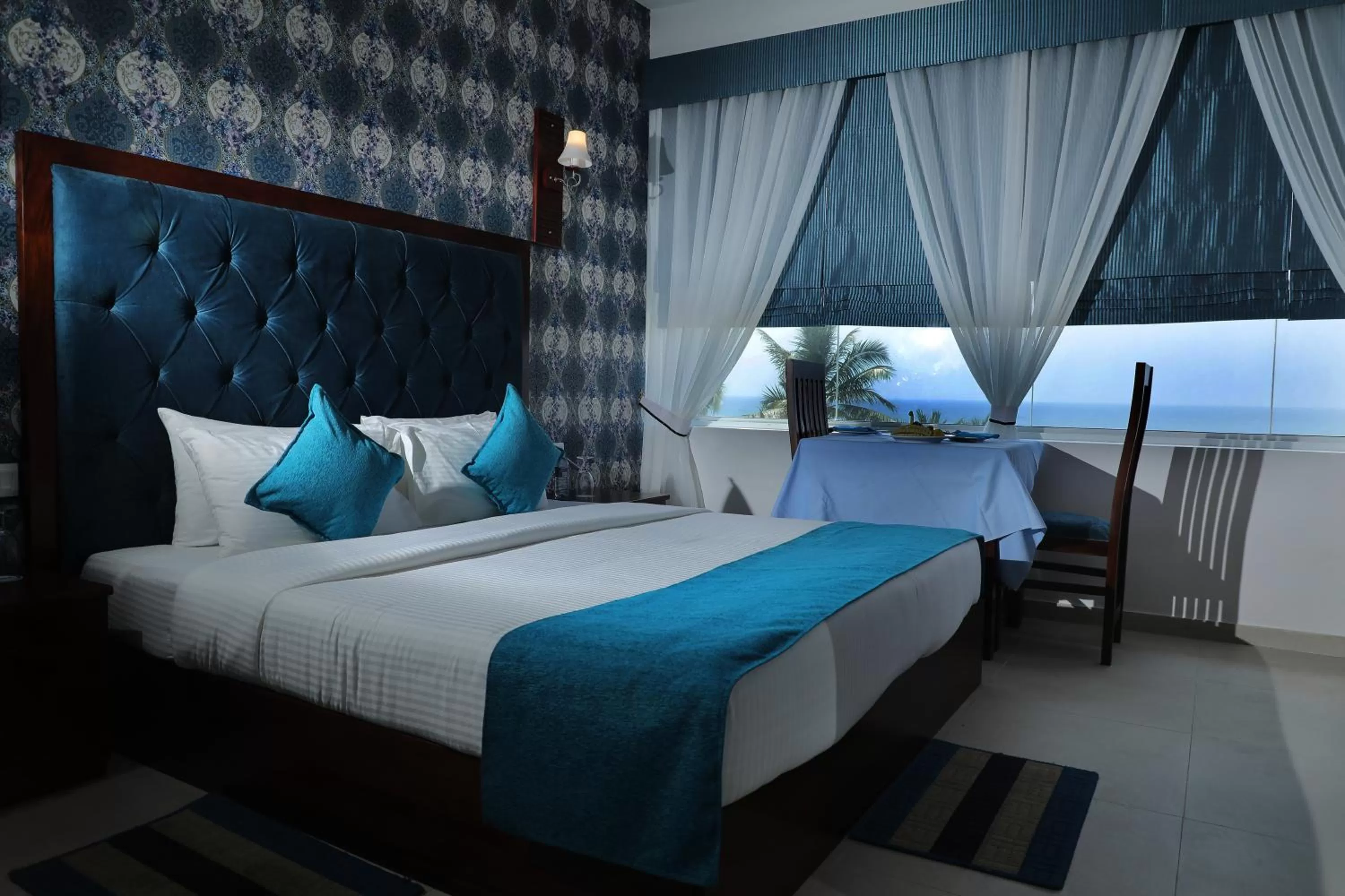 Bed in Mount Breeze Hotel