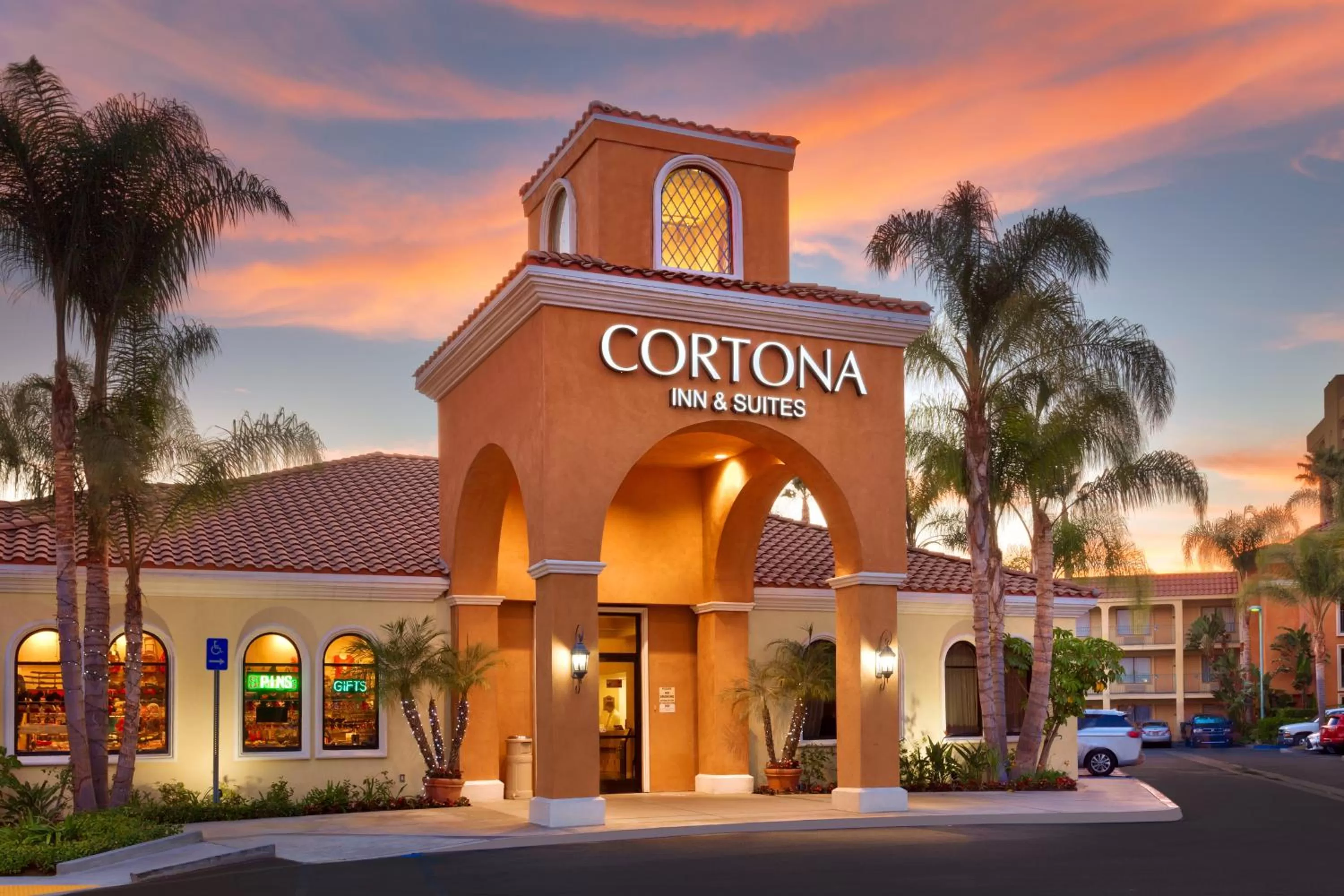 Cortona Inn and Suites Anaheim Resort