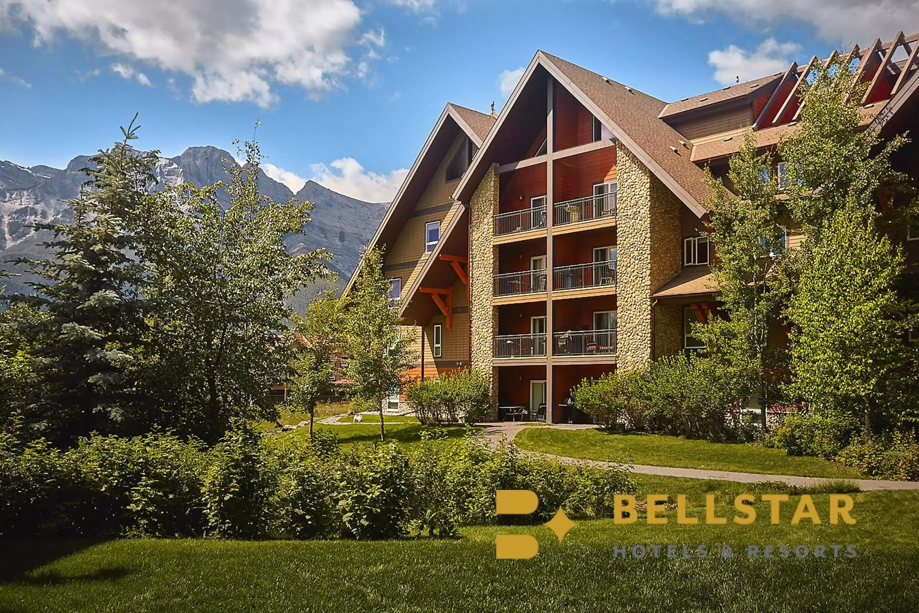 Property Building in Grande Rockies Resort-Bellstar Hotels & Resorts