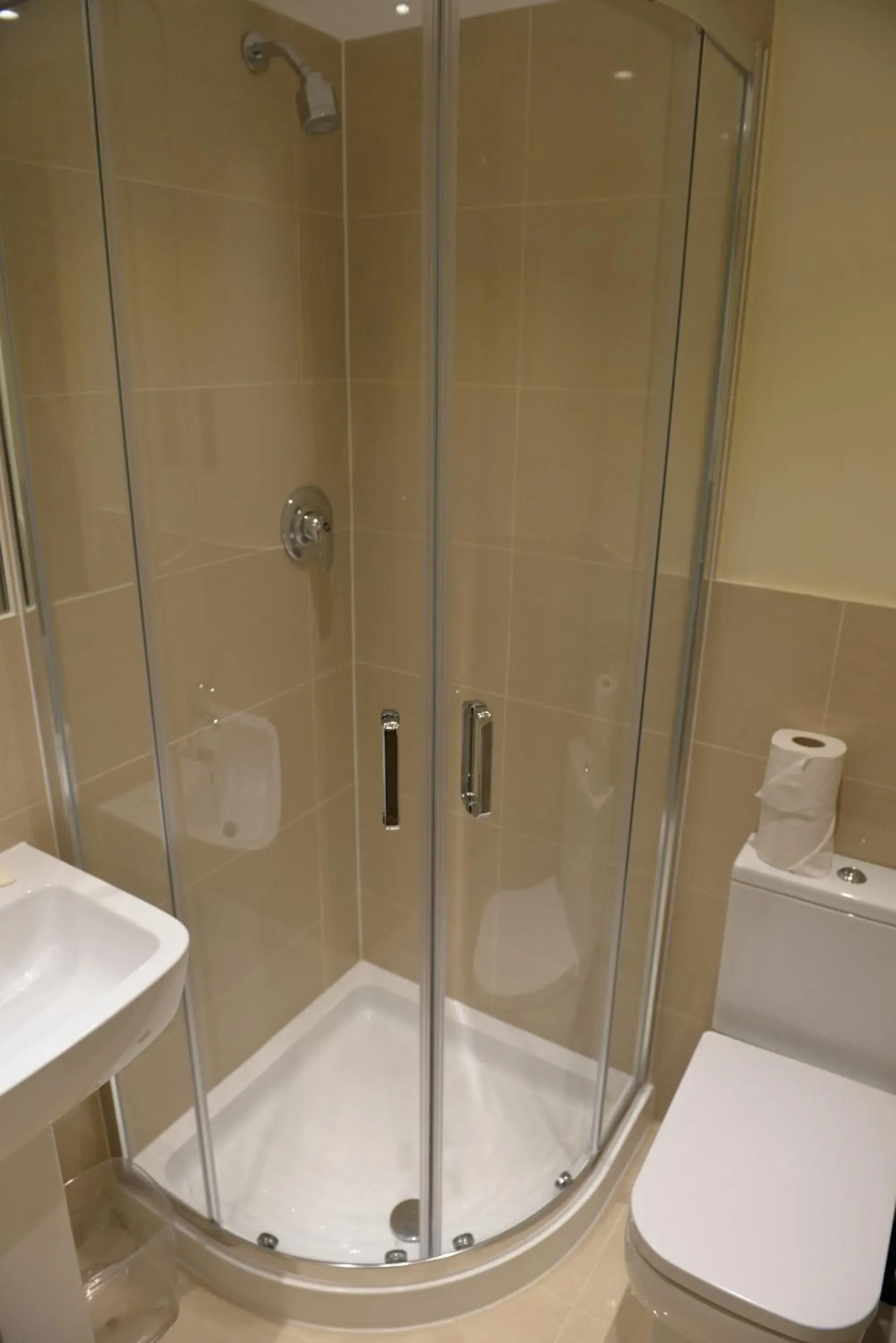 Shower, Bathroom in 23 Matheson Road