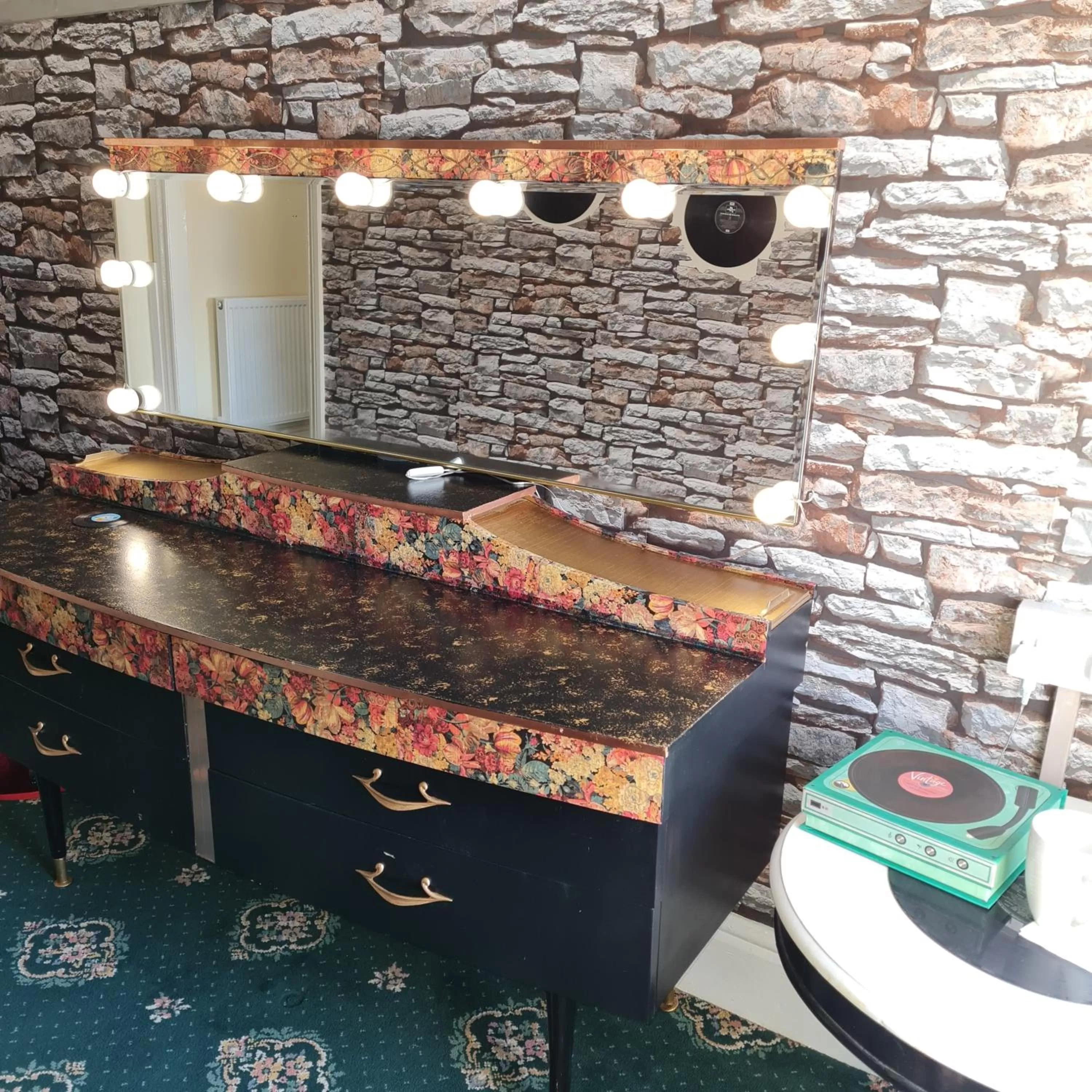 Bedroom in The Mercury, Blackpool - over 21's only