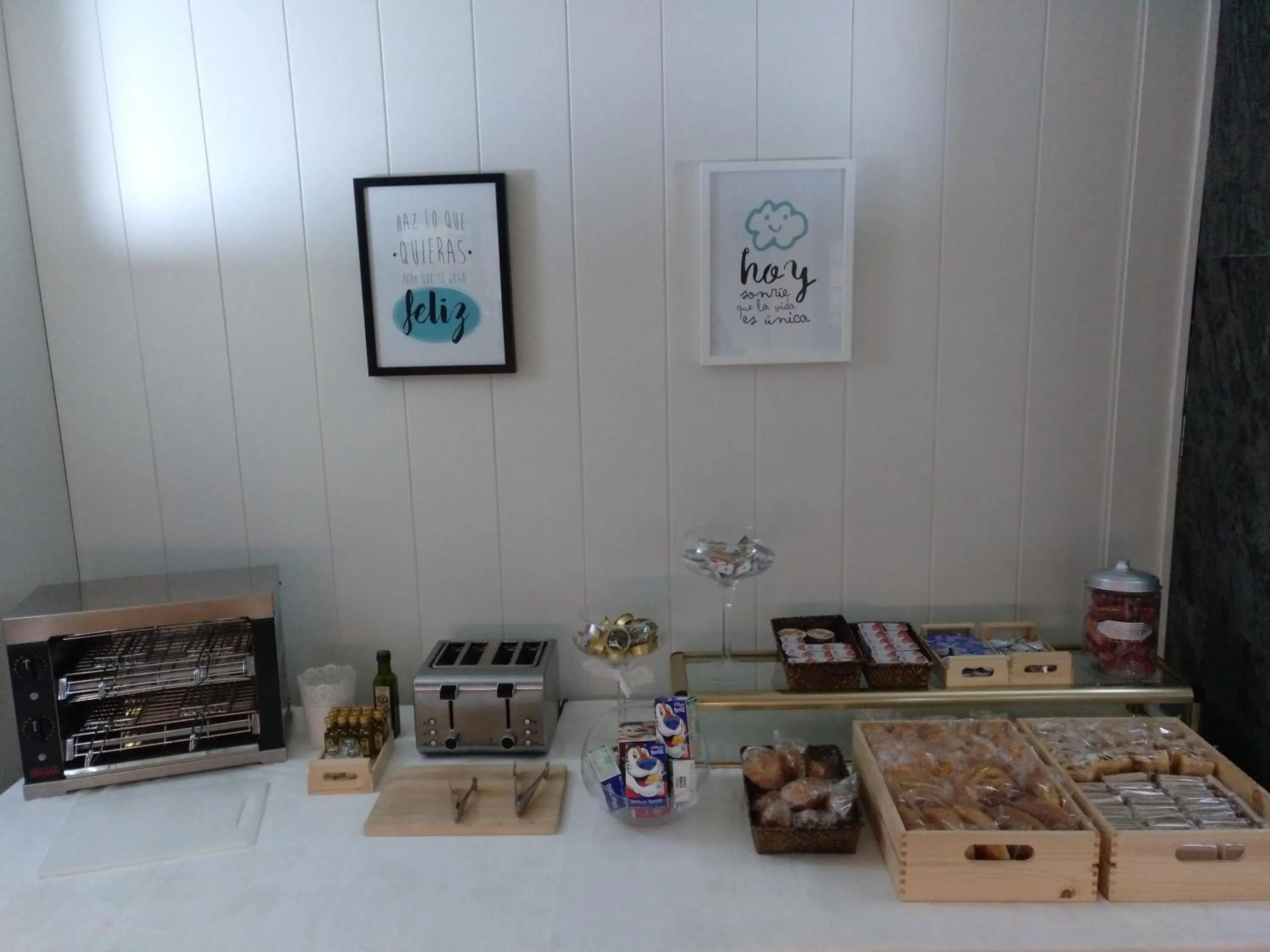 Buffet breakfast in Hotel Marqués de Santillana