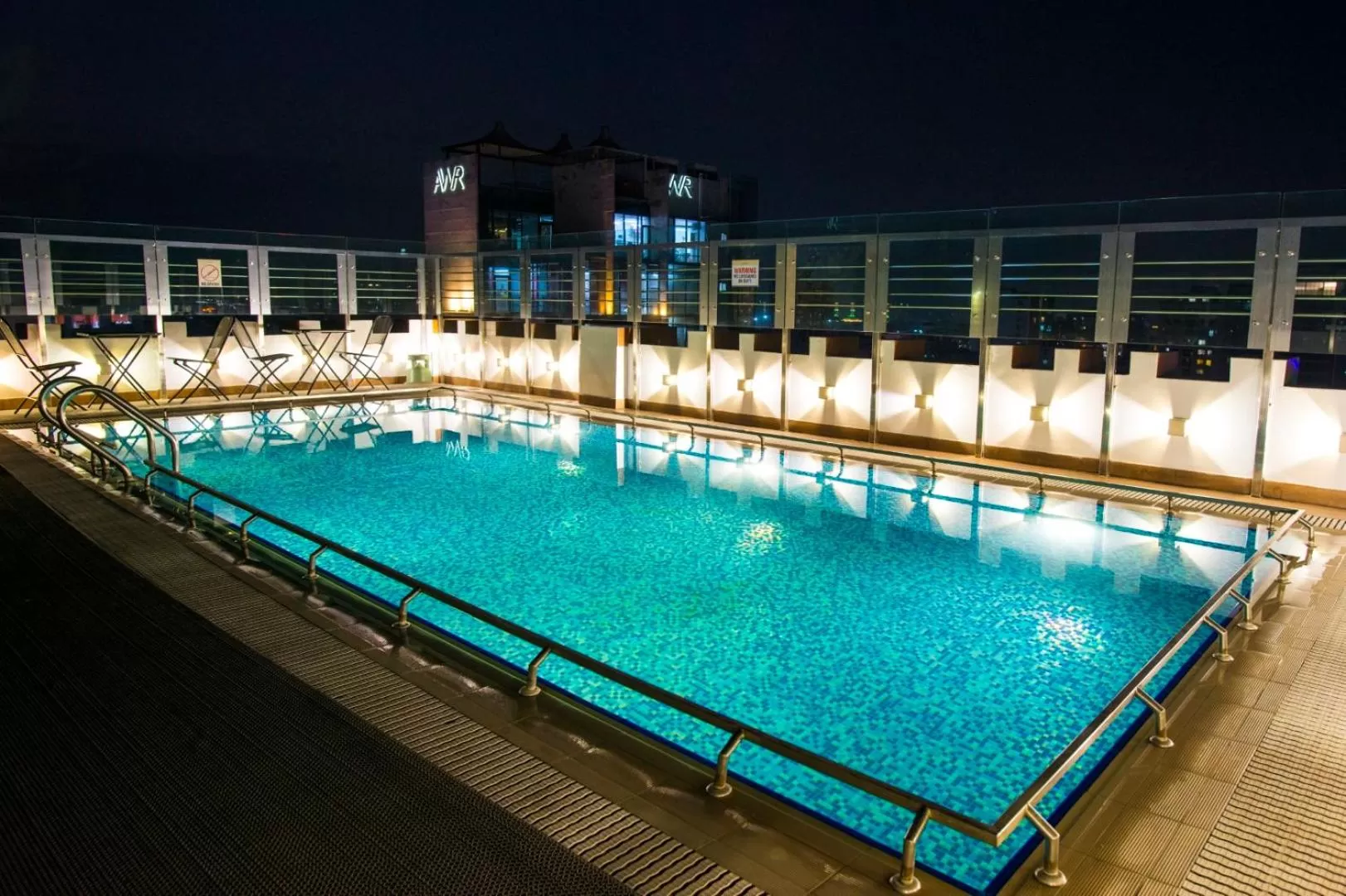 Swimming pool in Platinum Grand