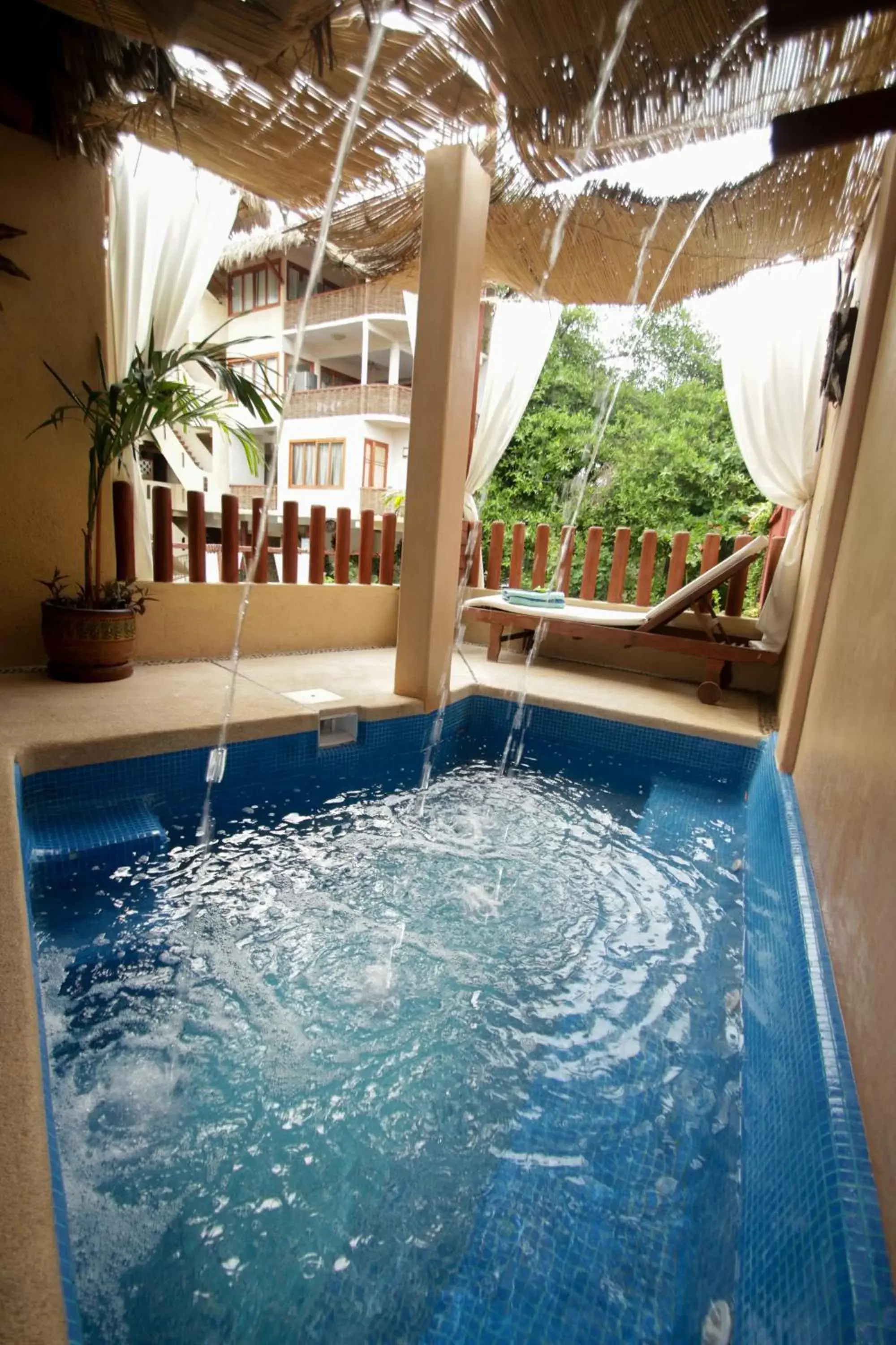 Balcony/Terrace, Swimming Pool in Hotel Villas Las Azucenas