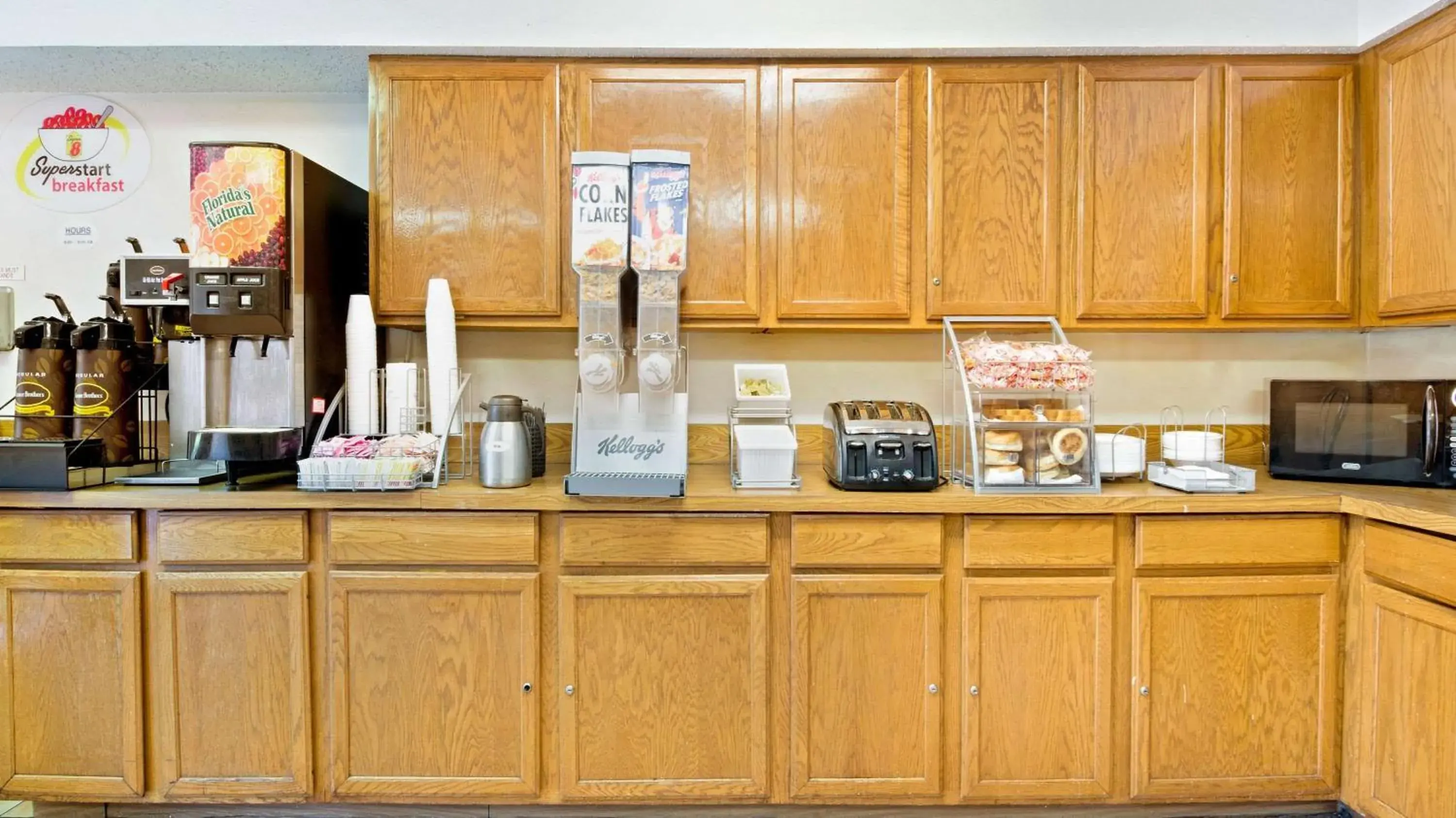 Restaurant/places to eat in Super 8 by Wyndham Plano/Dallas Area Restaurant/places to eat in Super 8 by Wyndham Plano/Dallas Area