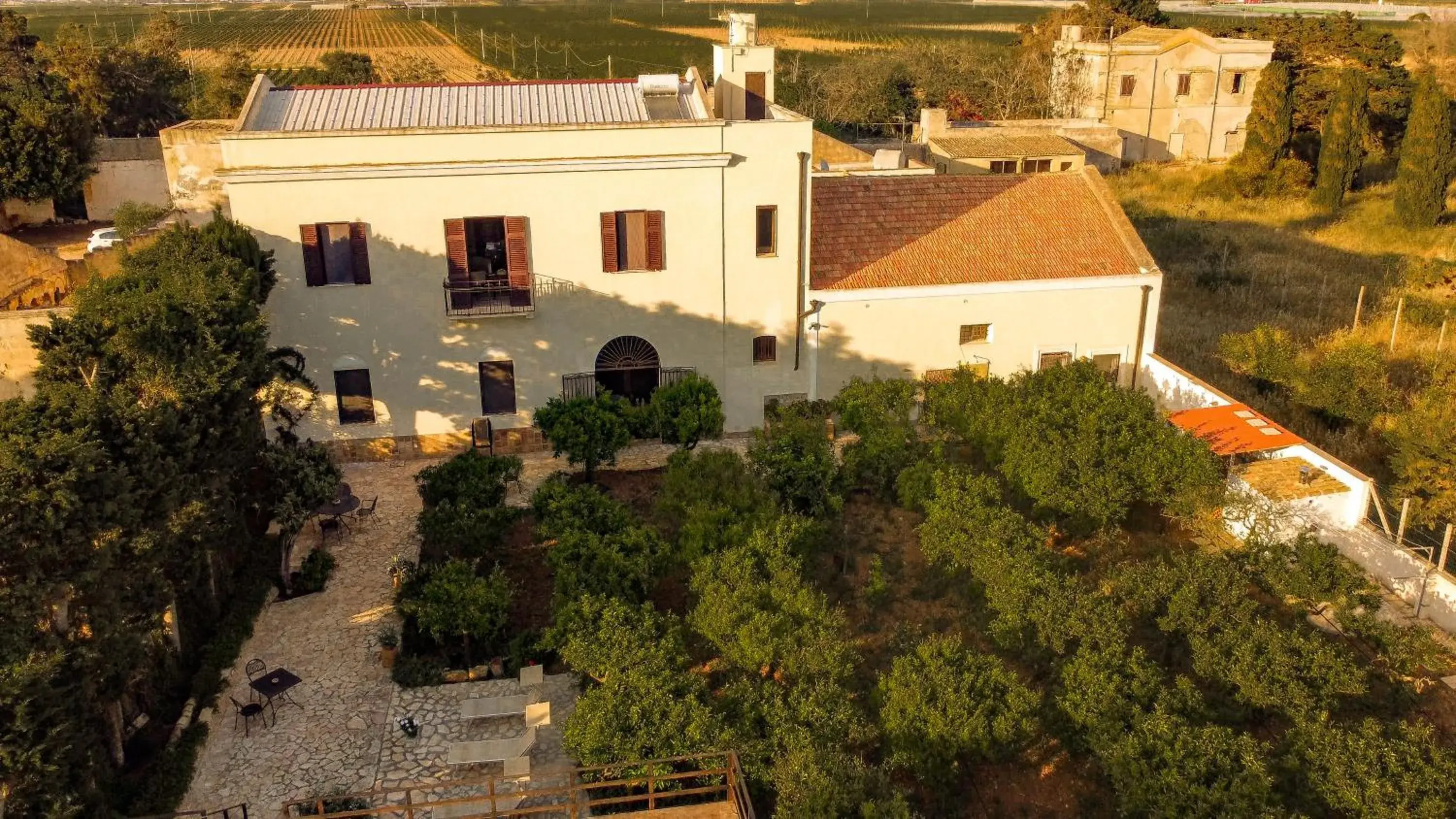 Bird's eye view, Bird's-eye View in Baglio Spanò - Antiche Dimore di Sicilia