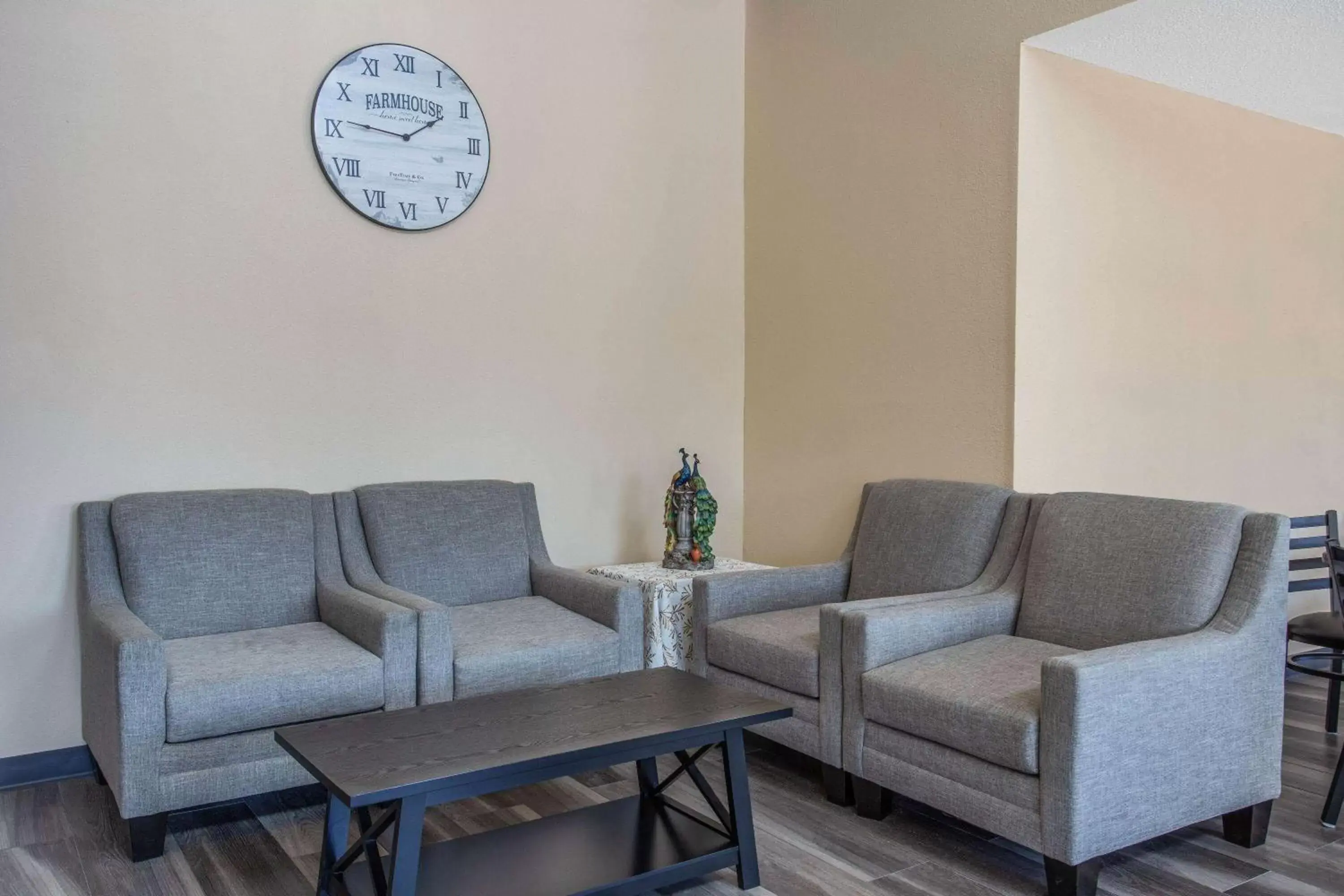 Lobby or reception in Baymont by Wyndham Joliet Lobby or reception in Baymont by Wyndham Joliet