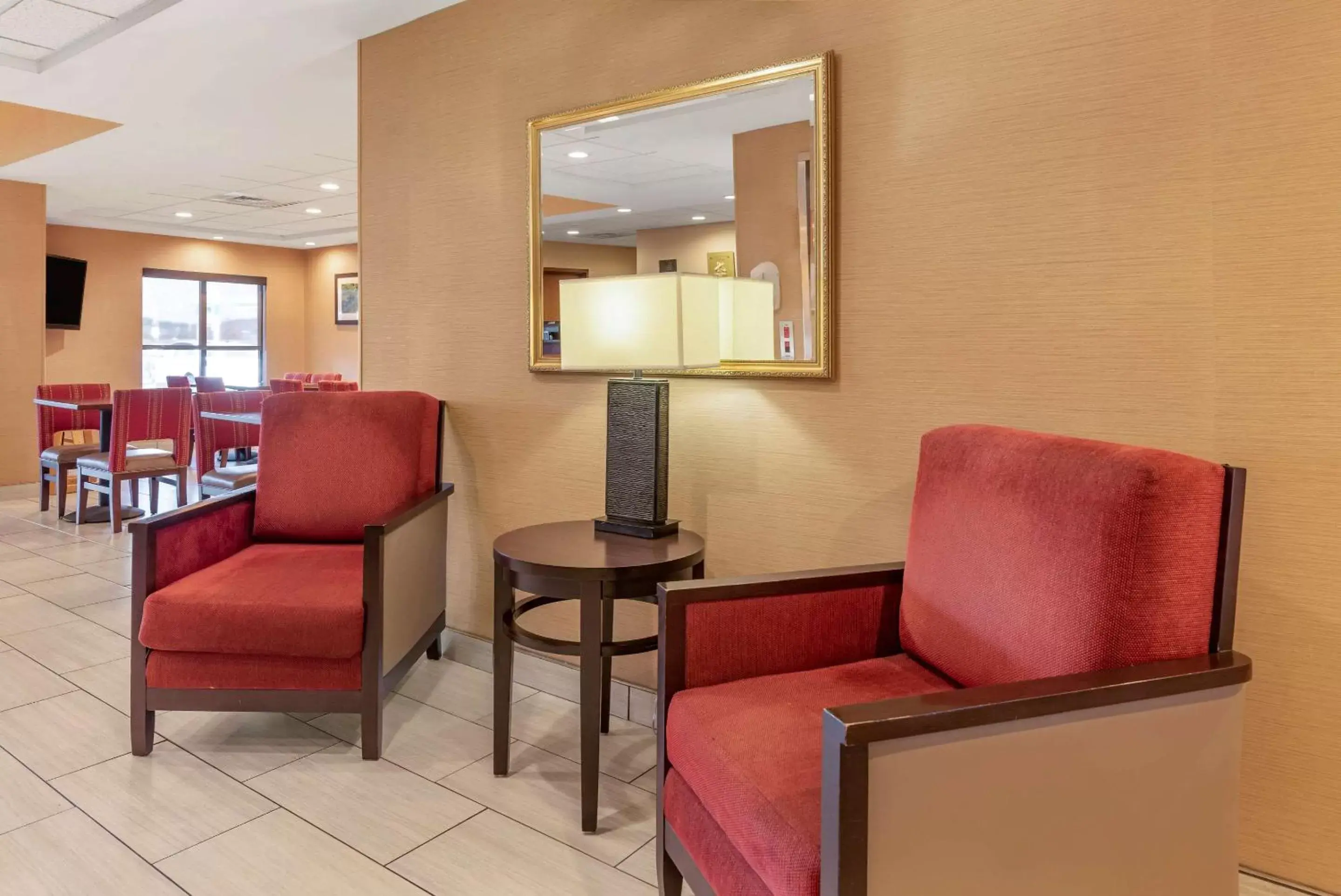 Lobby or reception, Seating Area in Comfort Inn & Suites Morehead
