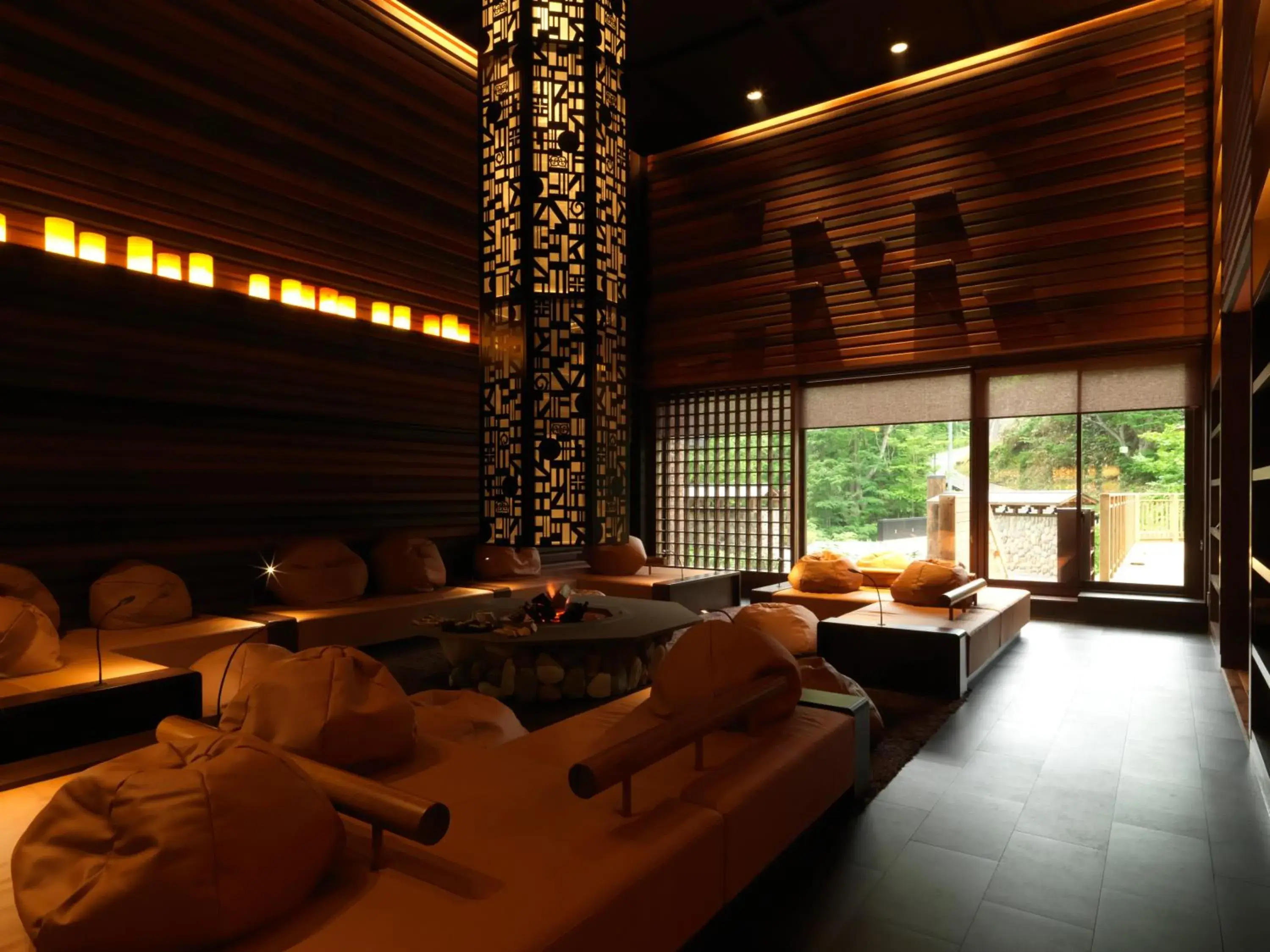 Lounge or bar in Niseko Konbu Onsen Tsuruga Moku-no-sho Lounge or bar in Niseko Konbu Onsen Tsuruga Moku-no-sho